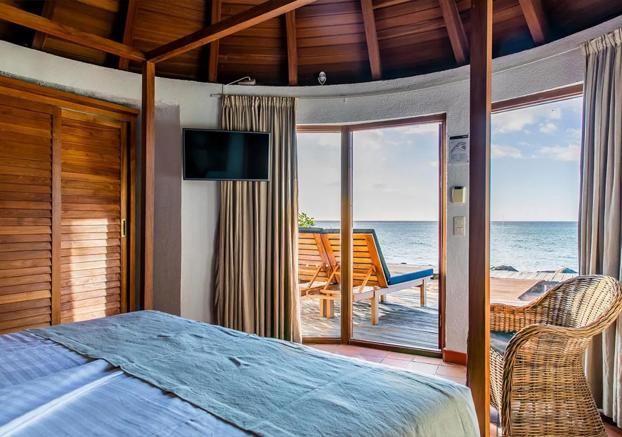 Photo of the whole room, Bed in Langley Resort Fort Royal