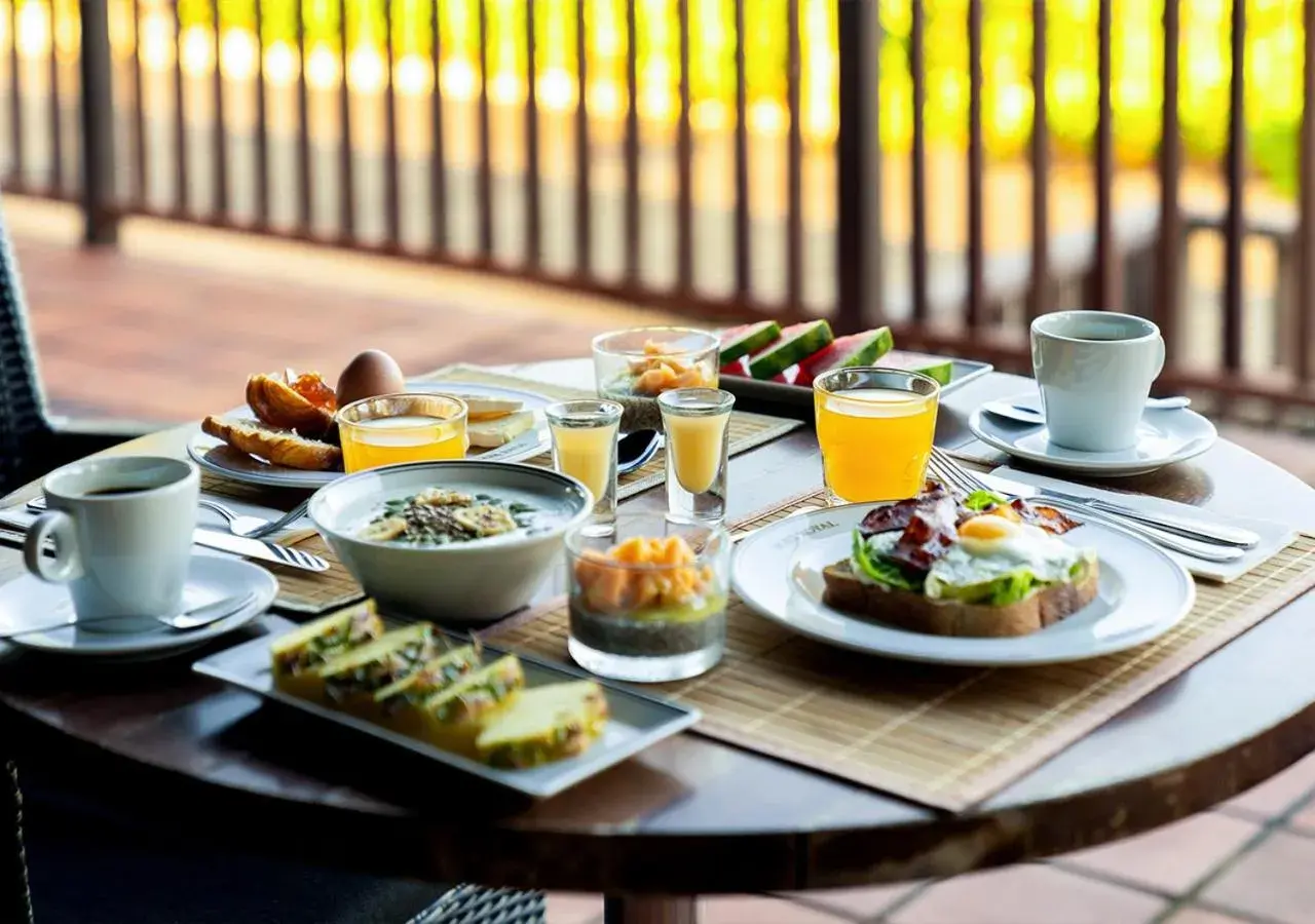 Breakfast in Langley Resort Fort Royal Breakfast in Langley Resort Fort Royal