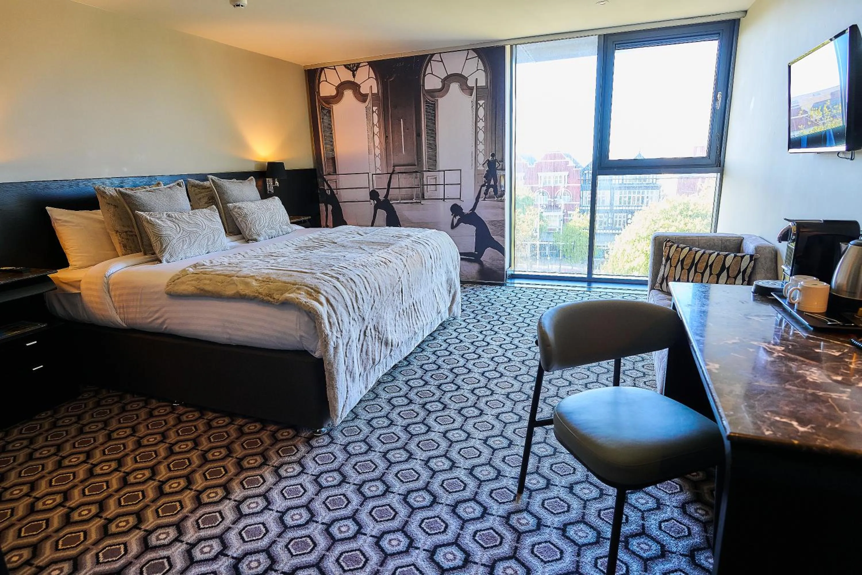 Bed in The Vincent Hotel