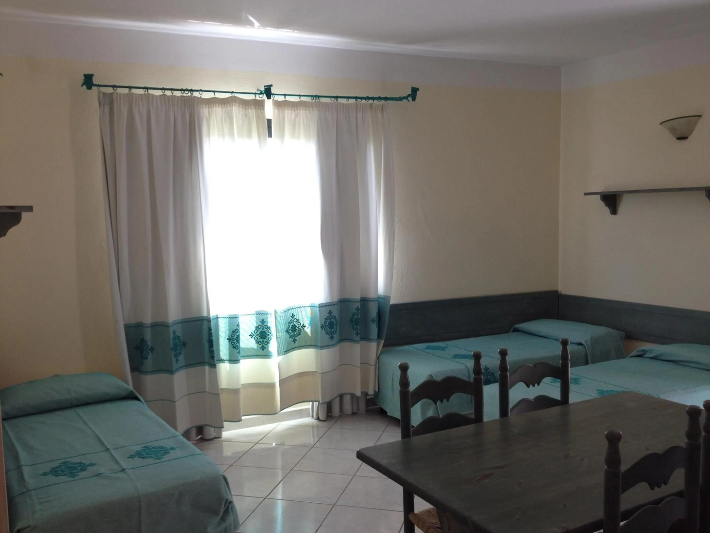 Photo of the whole room, Bed in Residence Marina Palace