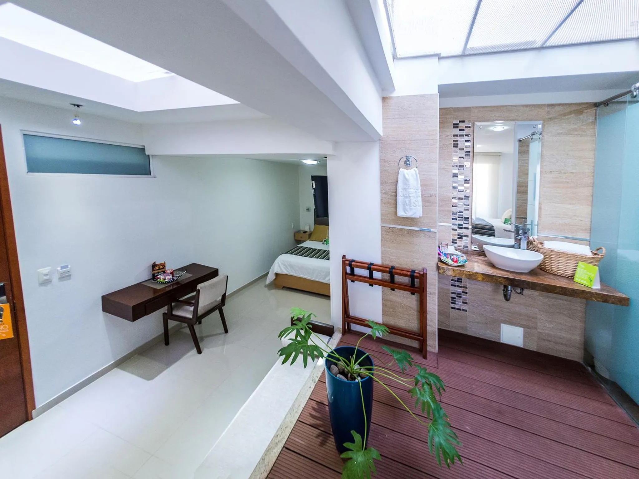 Photo of the whole room, Bed in Hotel Buena Vista