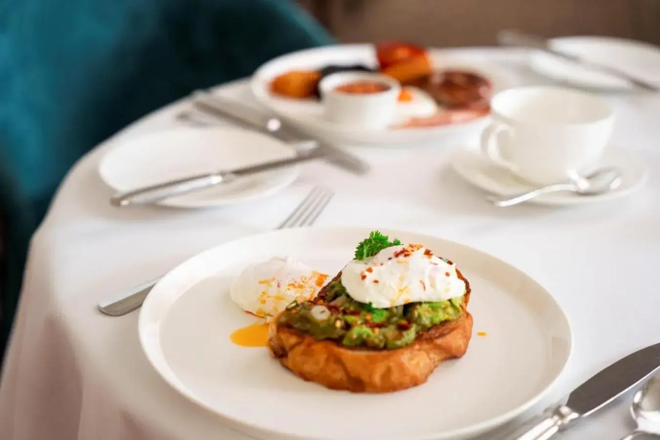 Breakfast in Storrs Hall Hotel on the shore of Lake Windermere Breakfast in Storrs Hall Hotel on the shore of Lake Windermere