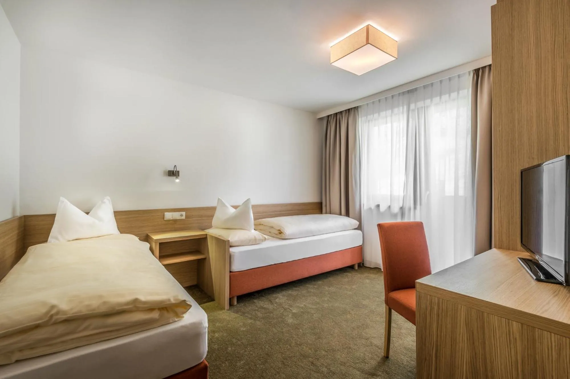 Winter, Bed in Hotel Miramonti Badia