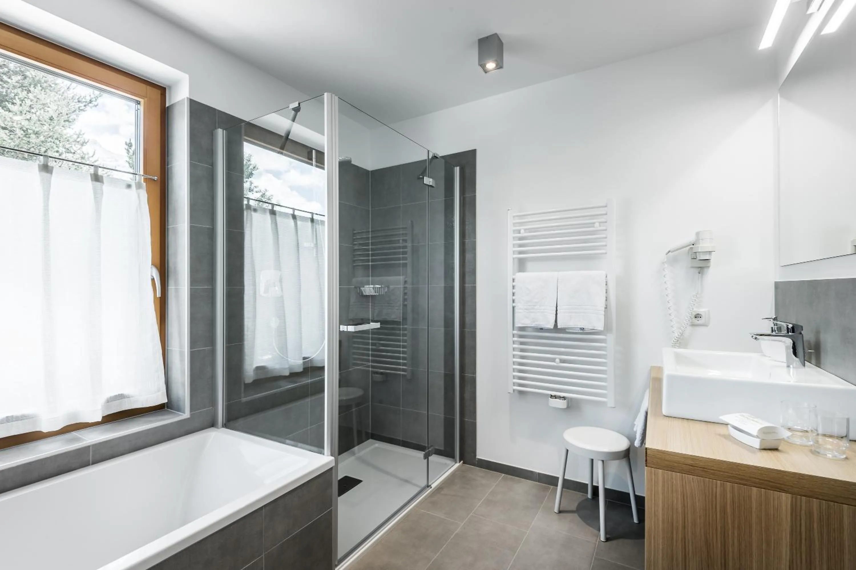 Bathroom in Hotel Miramonti Badia