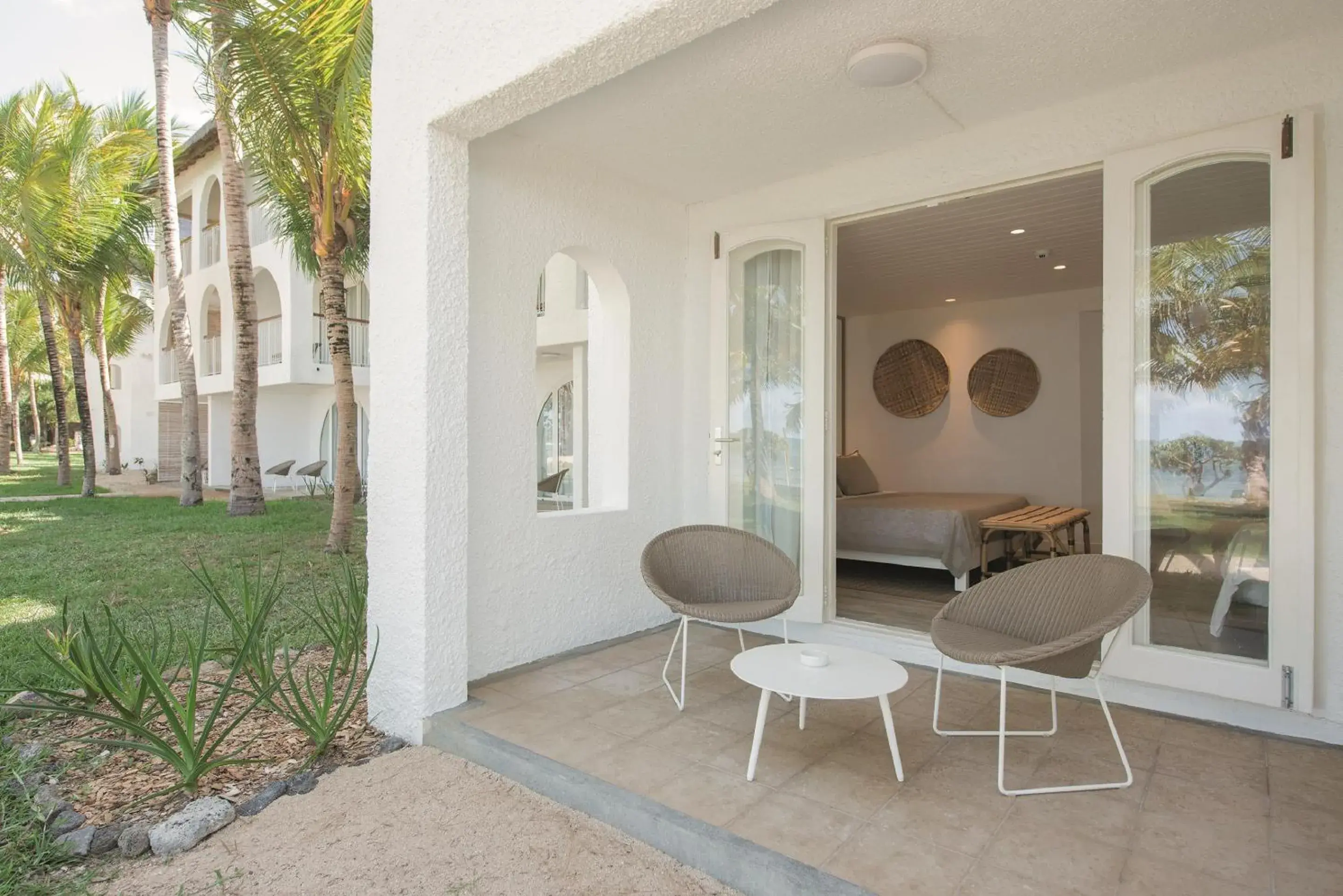 Superior Double Room with Garden View - single occupancy in Canonnier Beachcomber Golf Resort & Spa Superior Double Room with Garden View - single occupancy in Canonnier Beachcomber Golf Resort & Spa