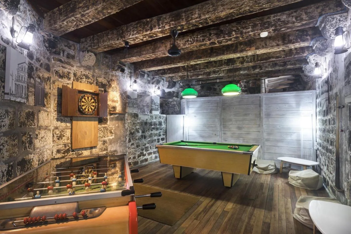 Billiard in Canonnier Beachcomber Golf Resort & Spa