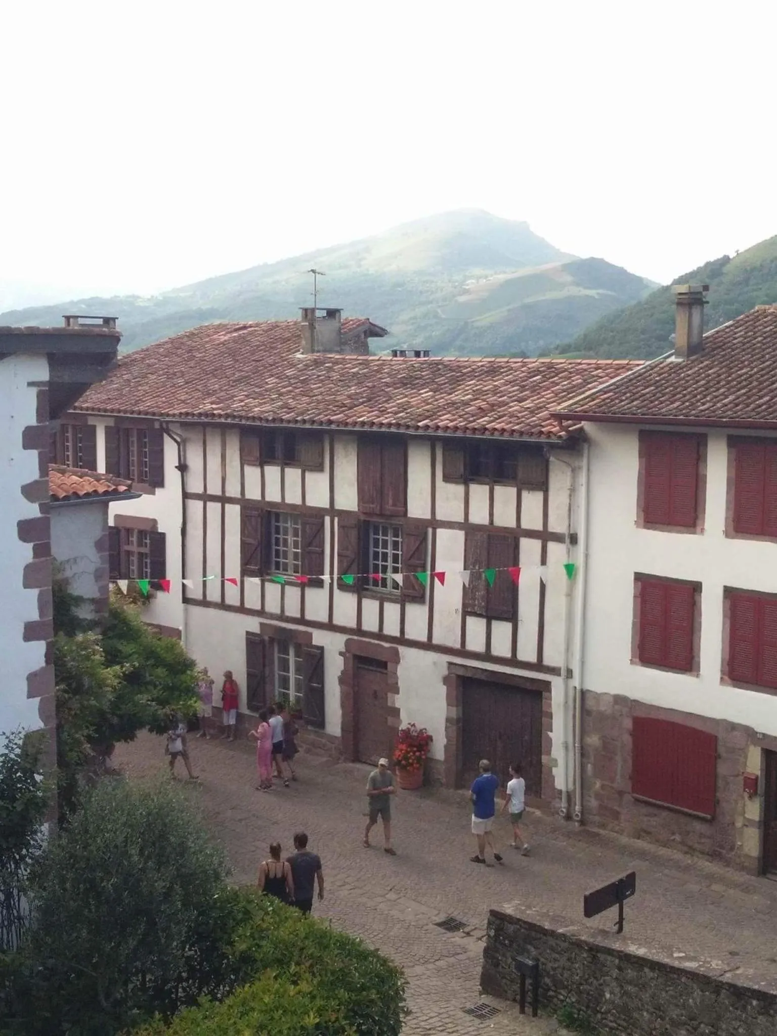 Gite de la Porte Saint Jacques: a hostel for pilgrims