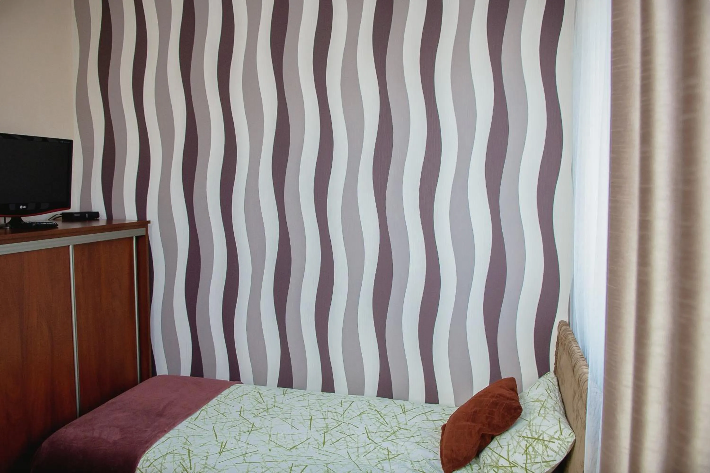 Photo of the whole room, Bed in Villa Green