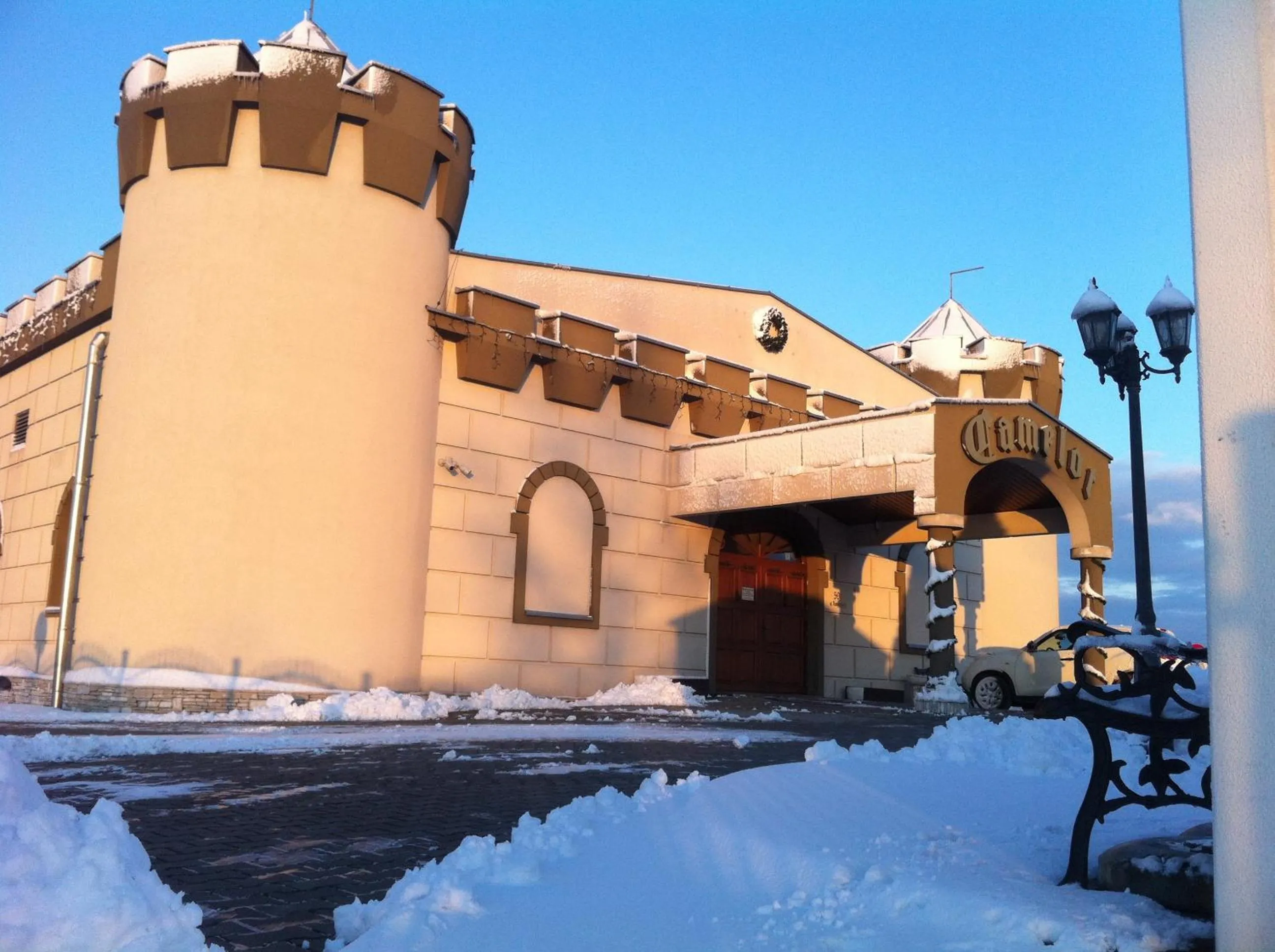 Facade/entrance in Zamek Camelot