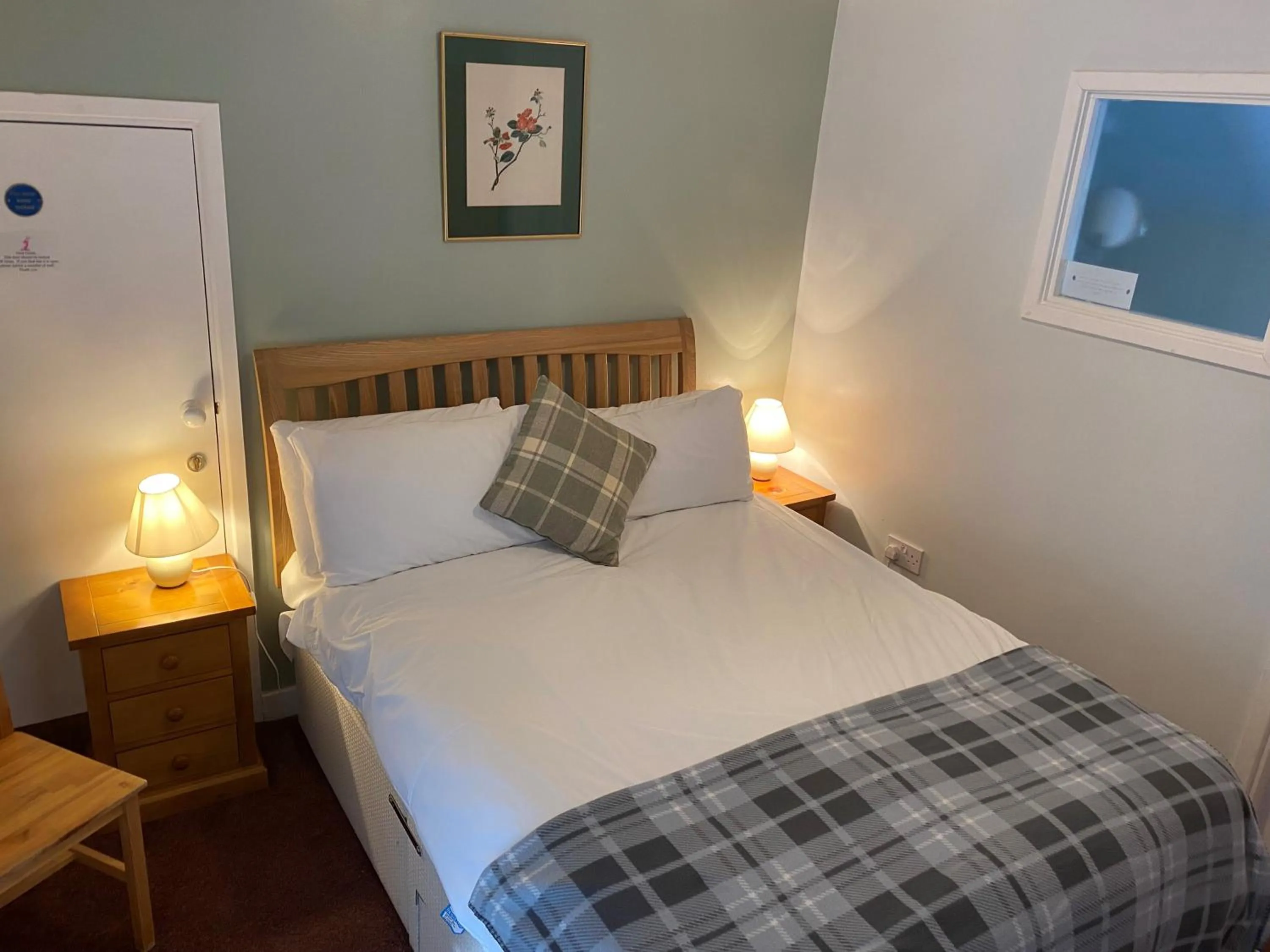 Bedroom, Bed in The Elks Head Inn