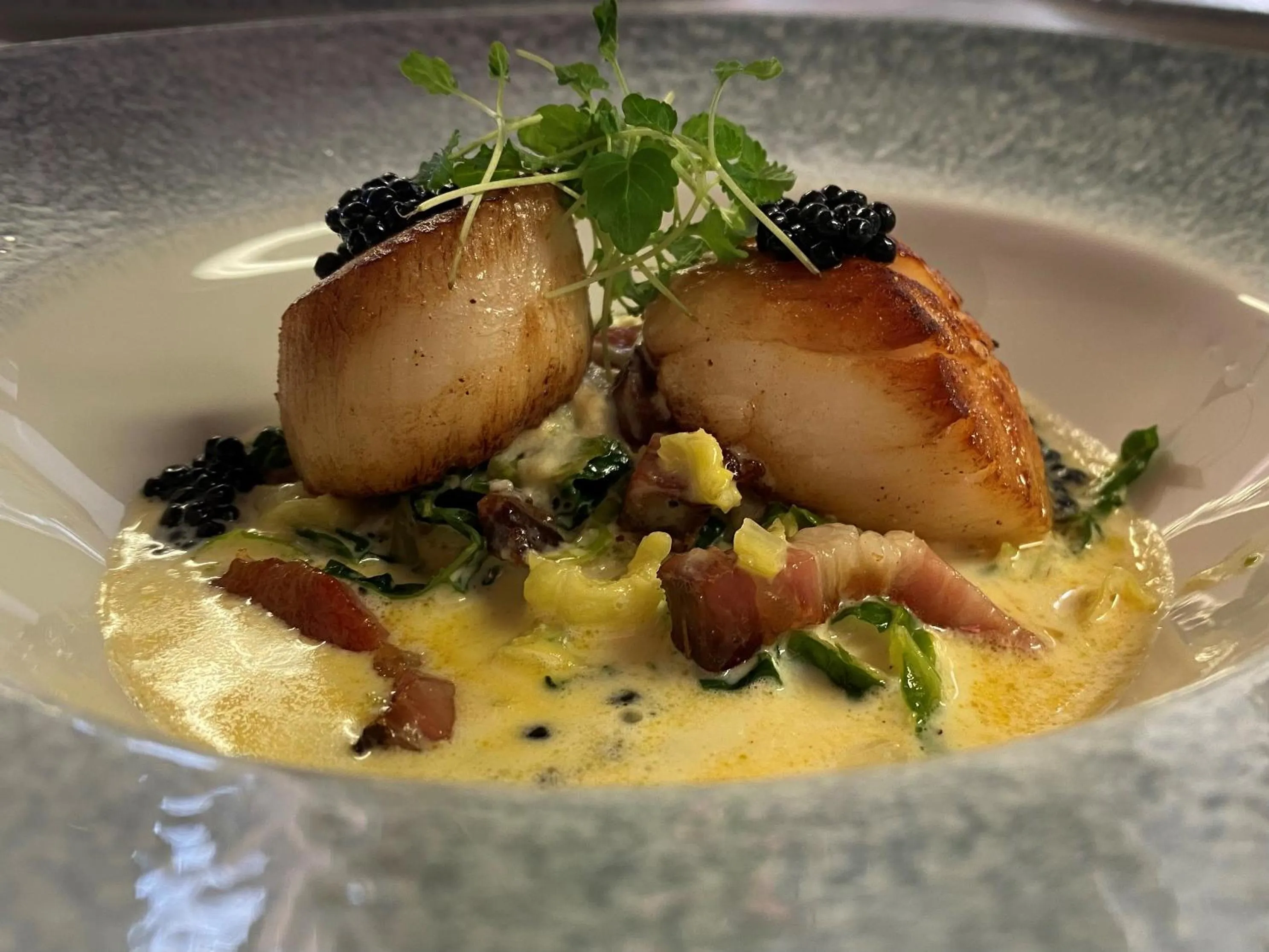 Restaurant/places to eat in The Elks Head Inn