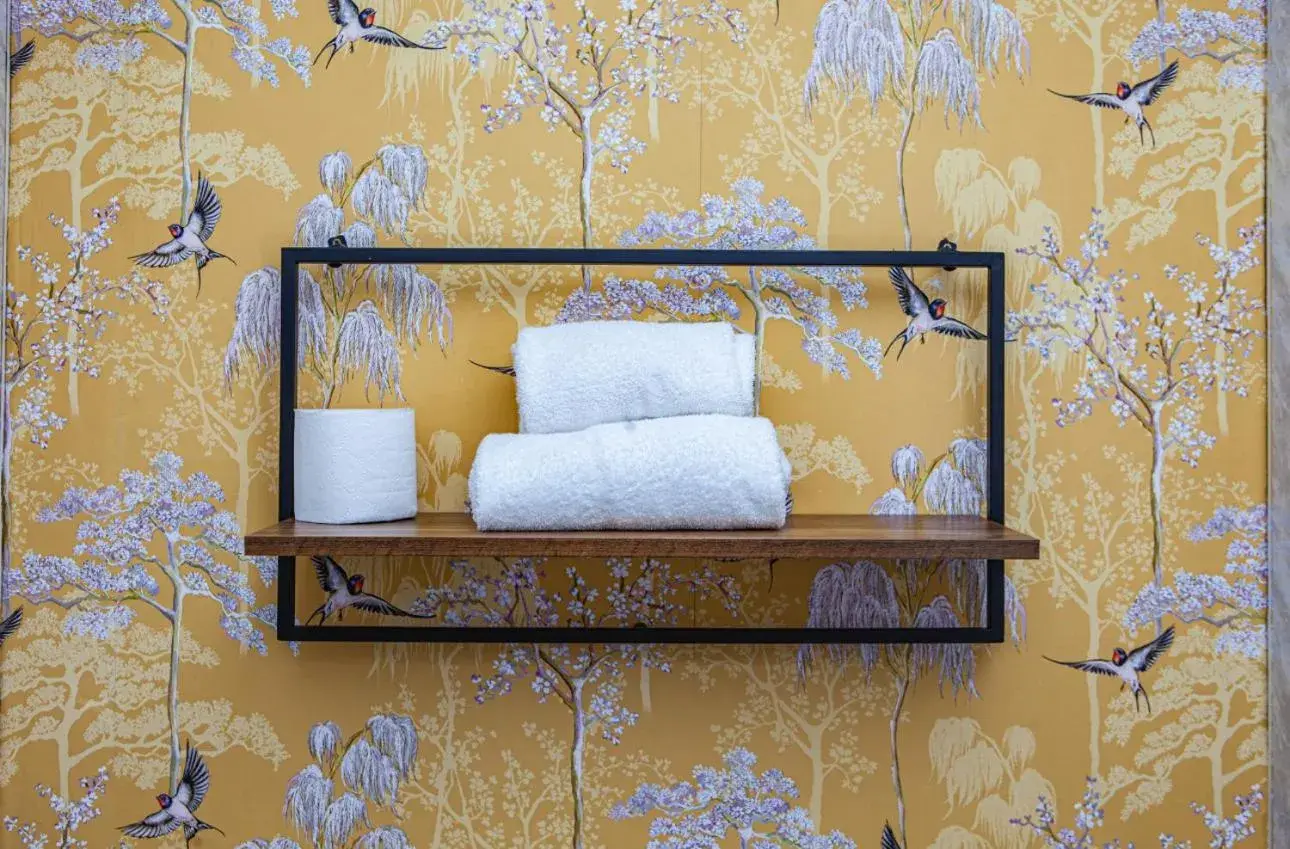 Bathroom in The Blackhorse Accommodation Bathroom in The Blackhorse Accommodation