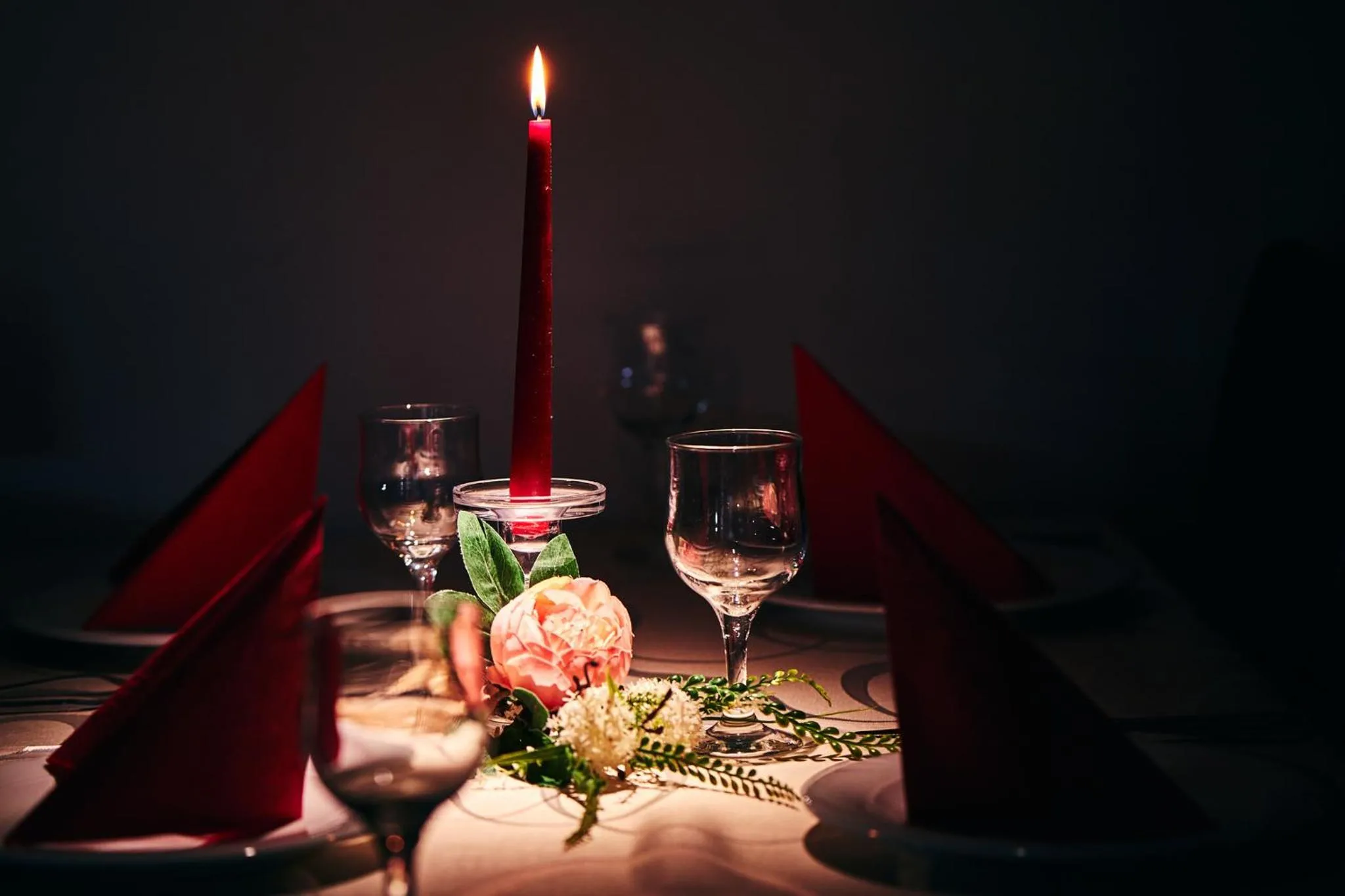 Restaurant/places to eat in Hotel Hera