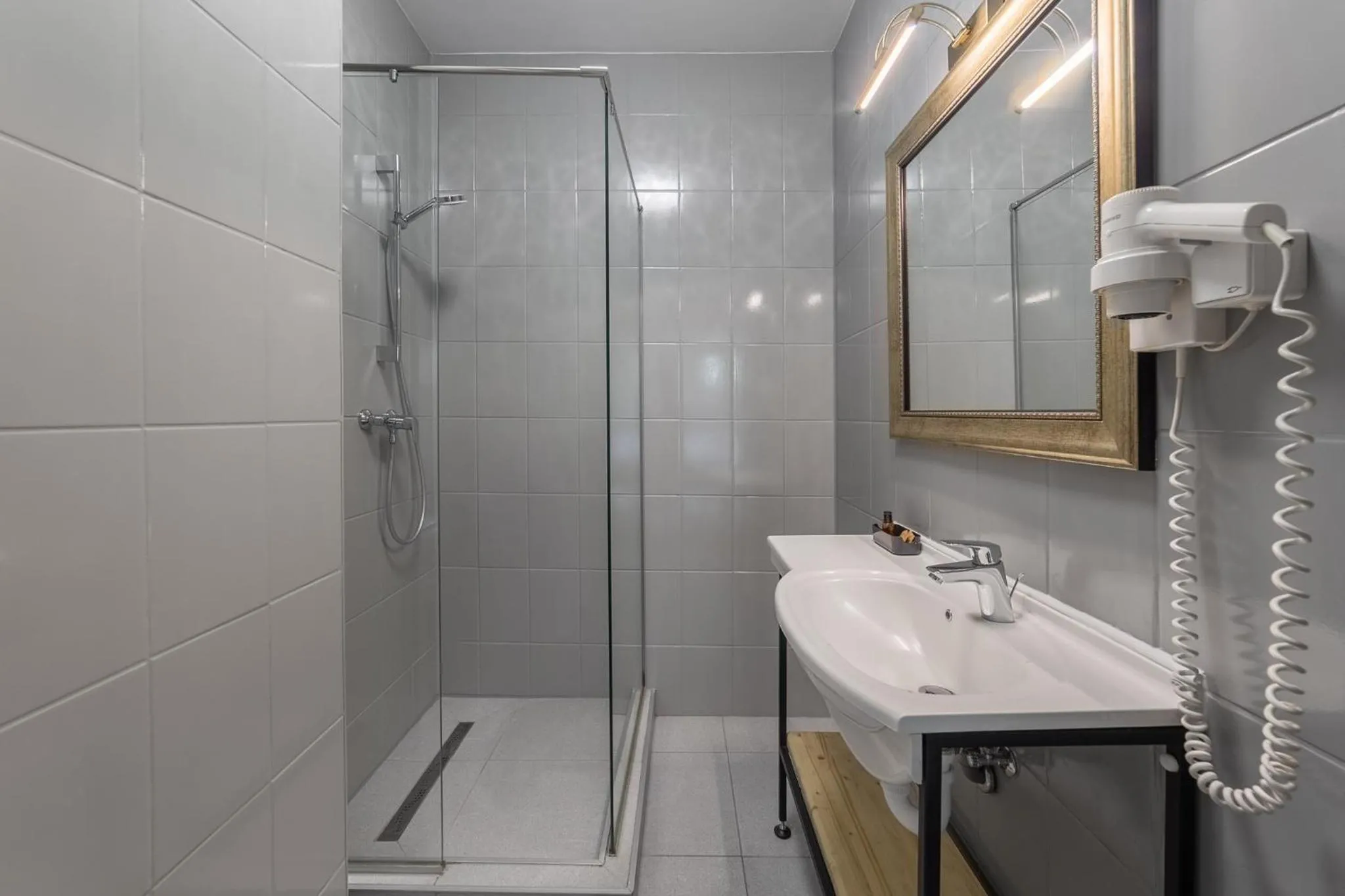 Bathroom in Hotel Hera