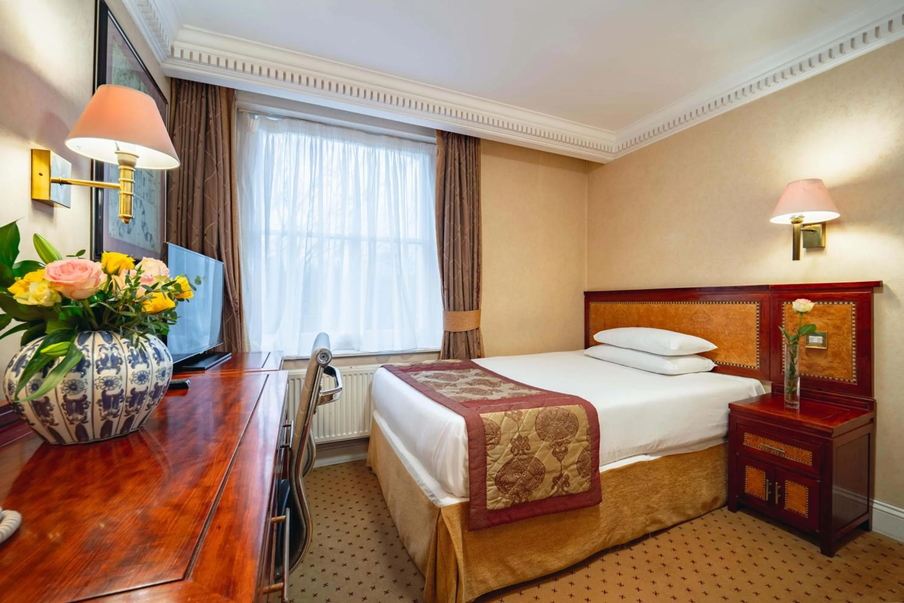 Bed in Grange Portland Hotel