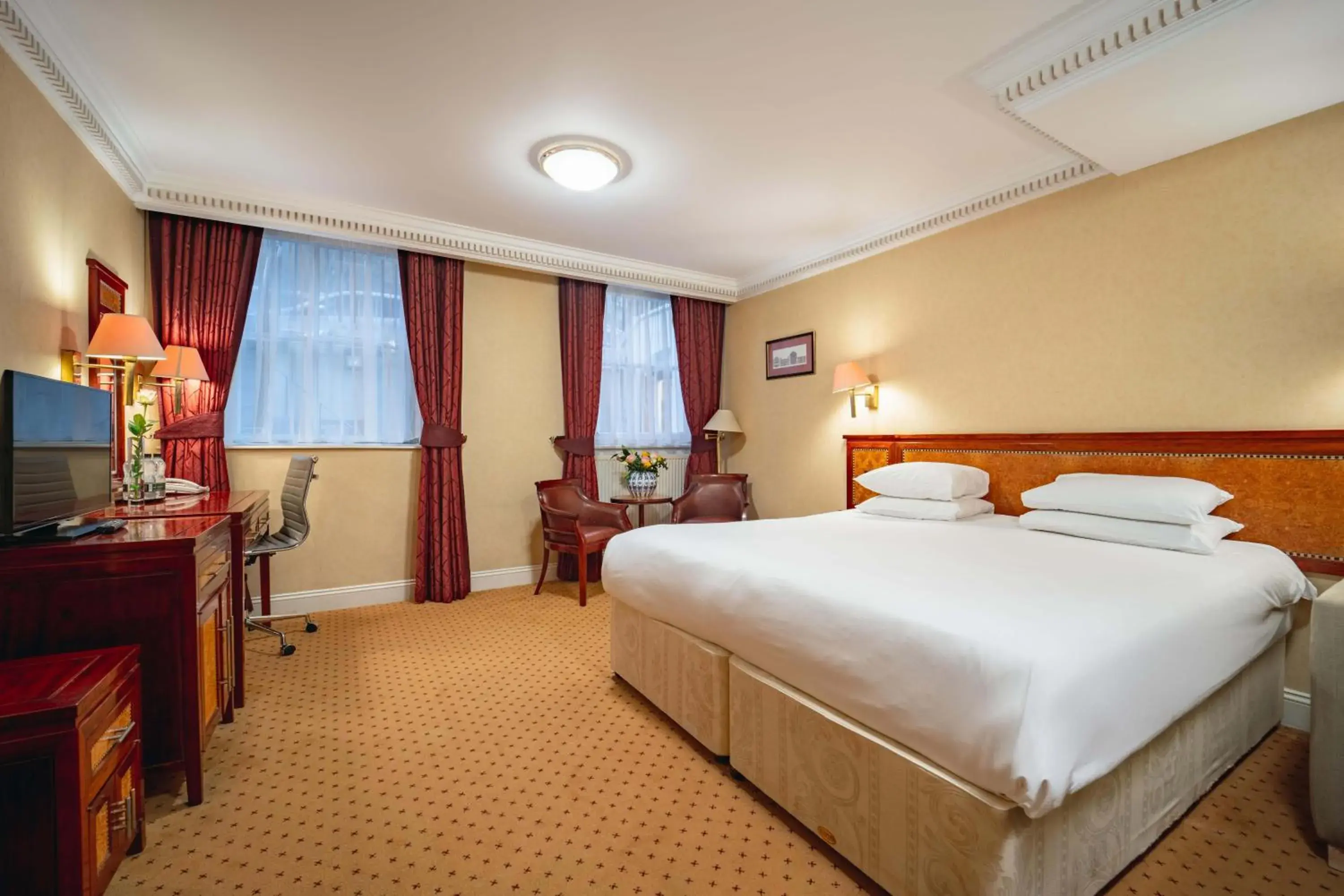 Bed in Grange Portland Hotel Bed in Grange Portland Hotel