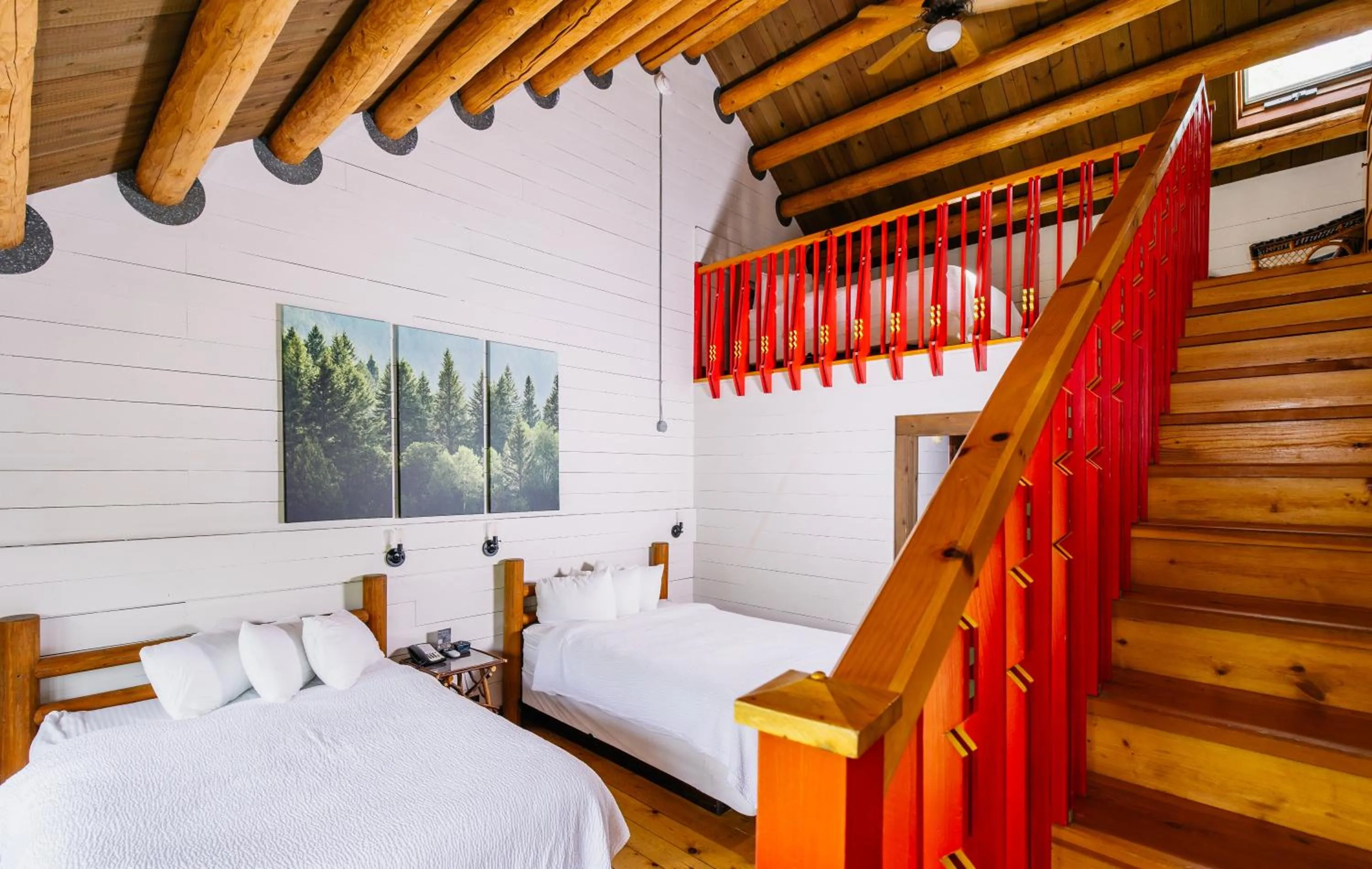 Bed in Drummond Island Resort