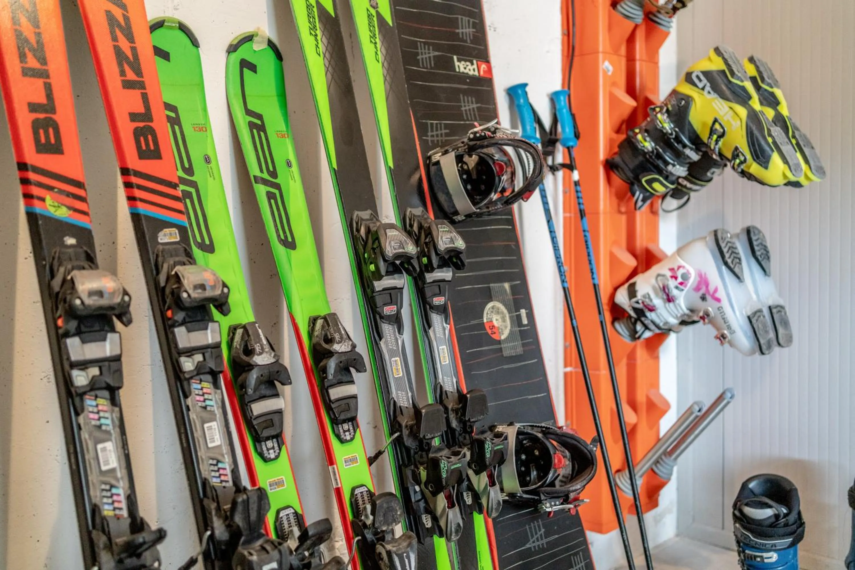 Ski School in Residence Stella