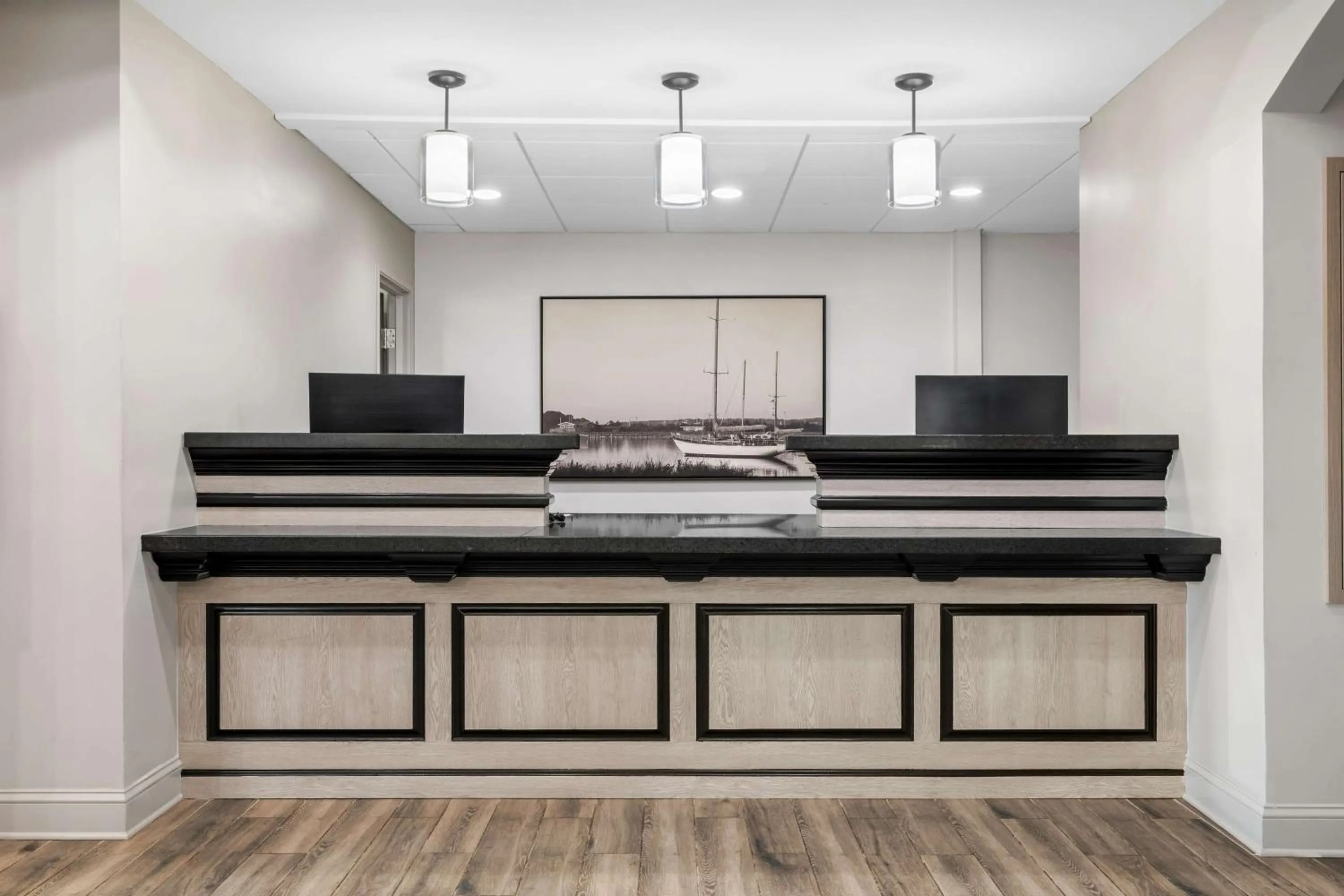 Lobby or reception in Best Western Dartmouth-New Bedford