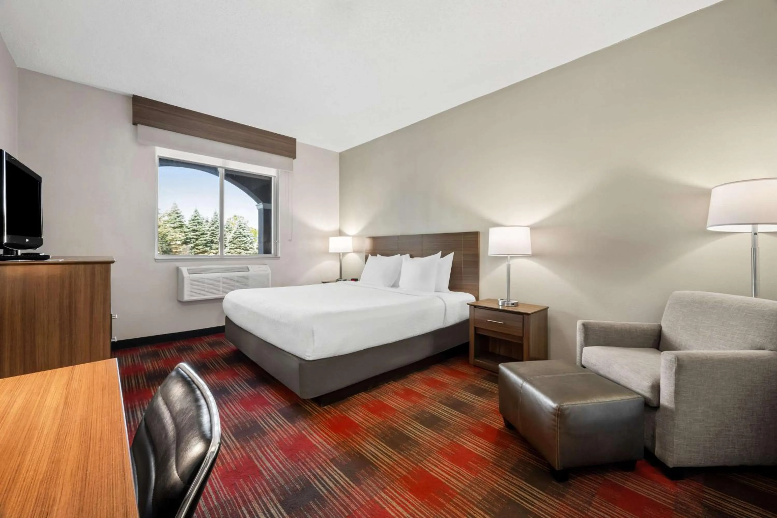 Bedroom, Bed in Best Western Dartmouth-New Bedford