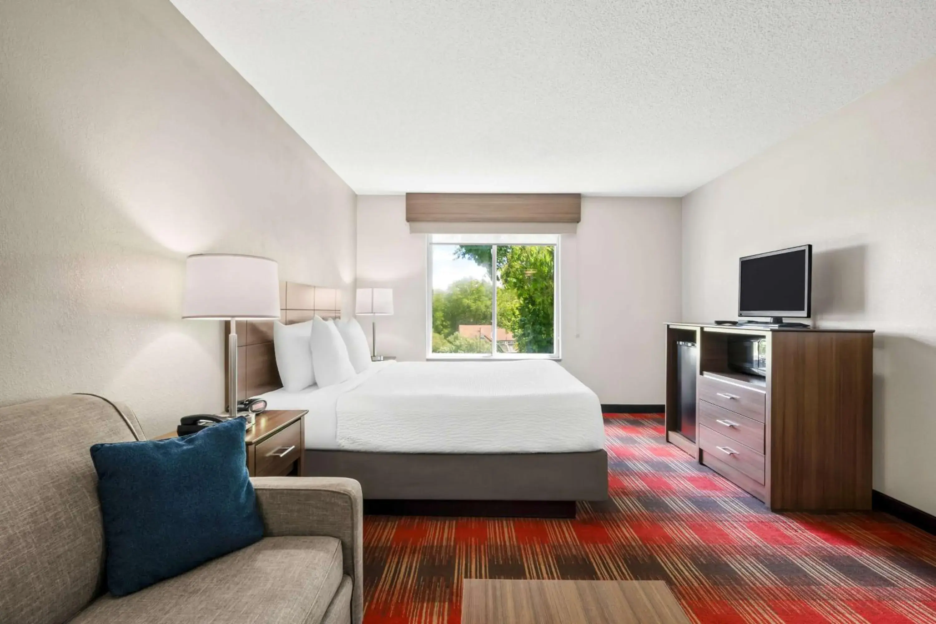 Bedroom, Bed in Best Western Dartmouth-New Bedford Bedroom, Bed in Best Western Dartmouth-New Bedford