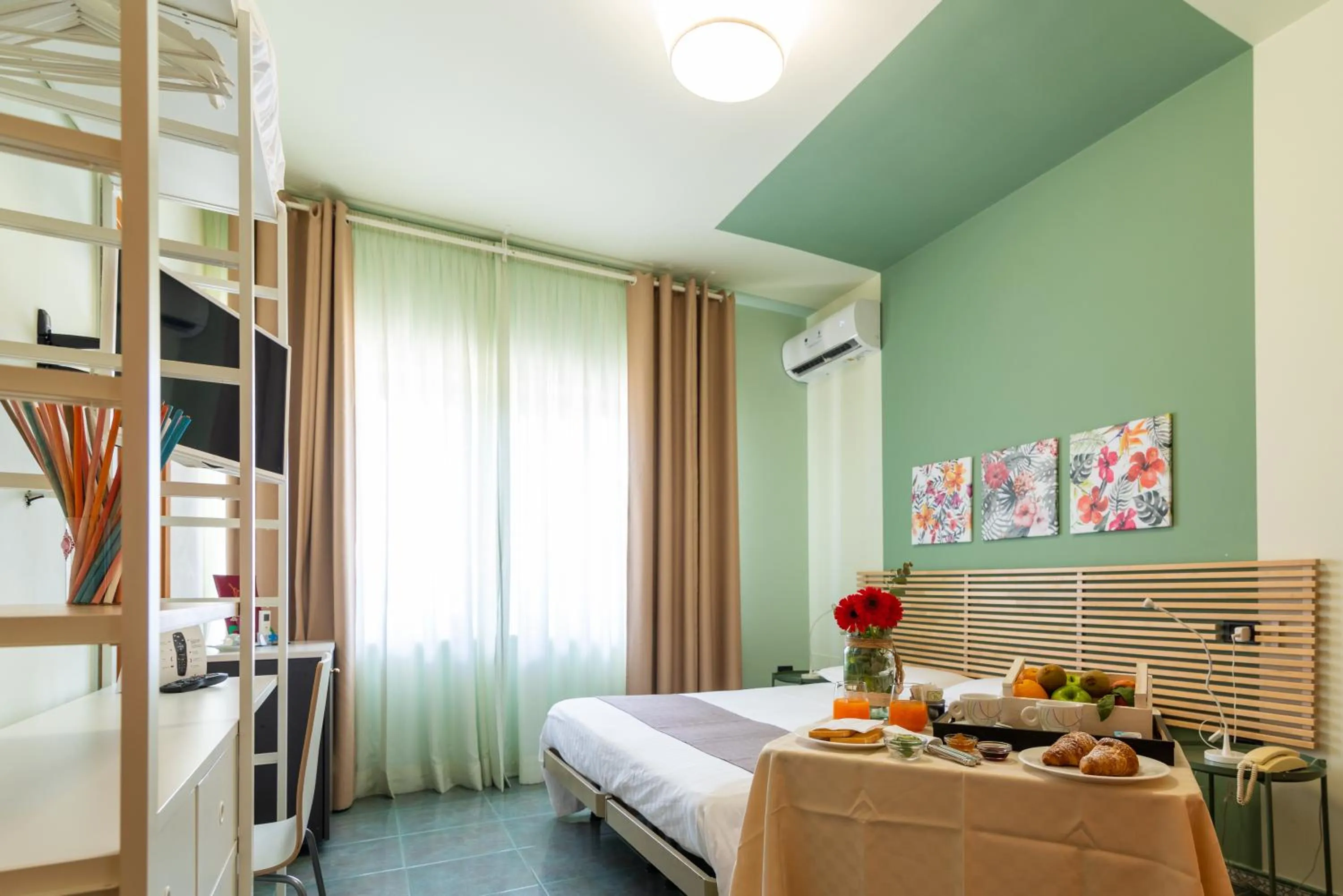 Bedroom, Bed in Hotel Villa Maria