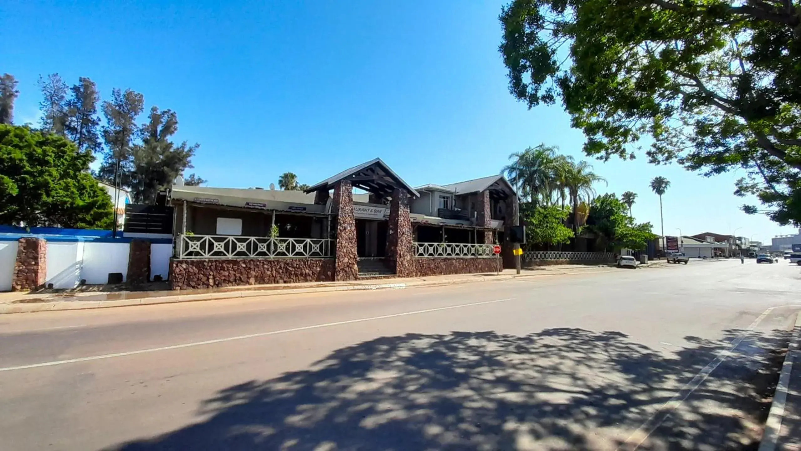 Property building in Elephant Springs Property building in Elephant Springs