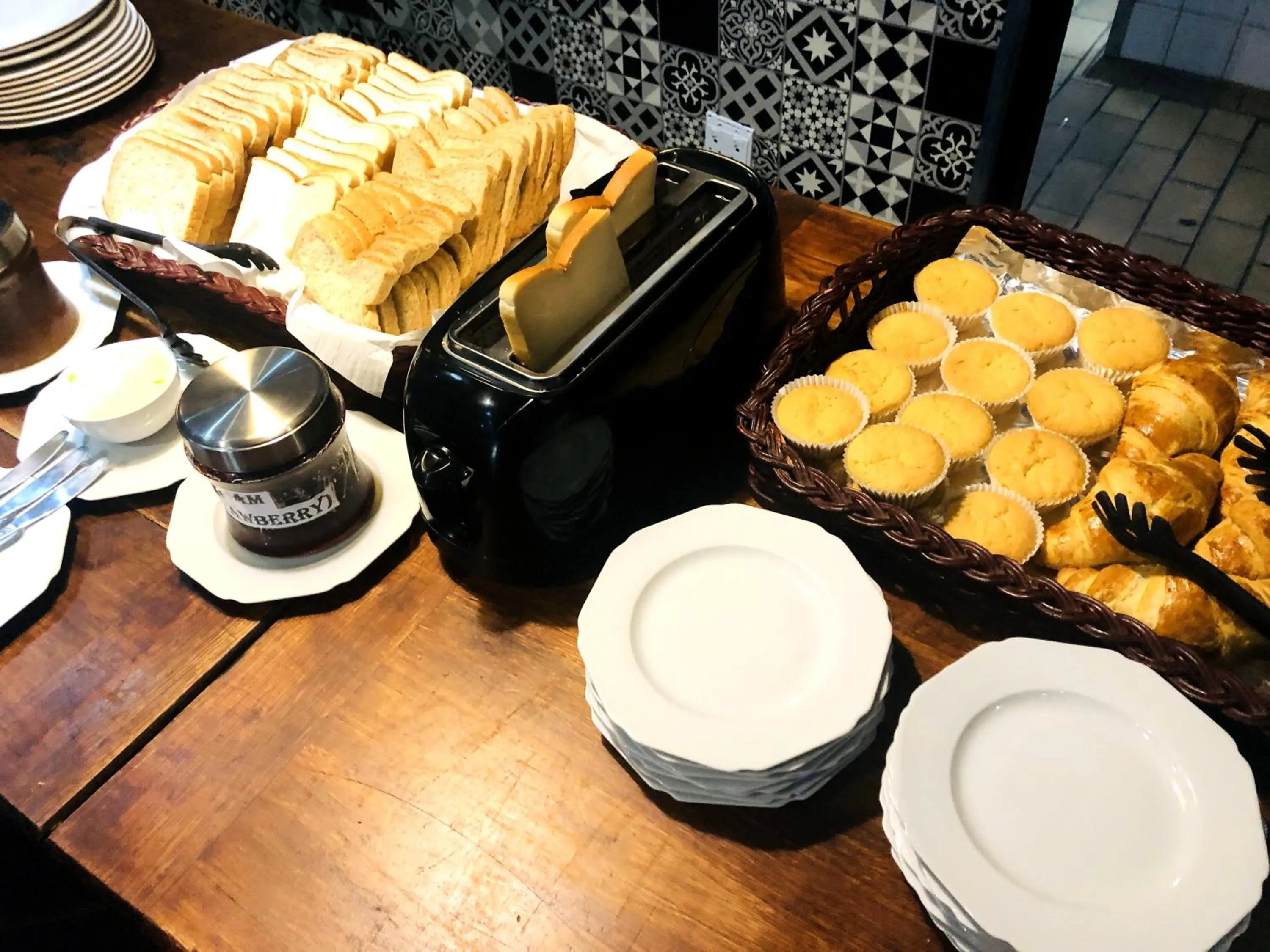 Breakfast in Elephant Springs