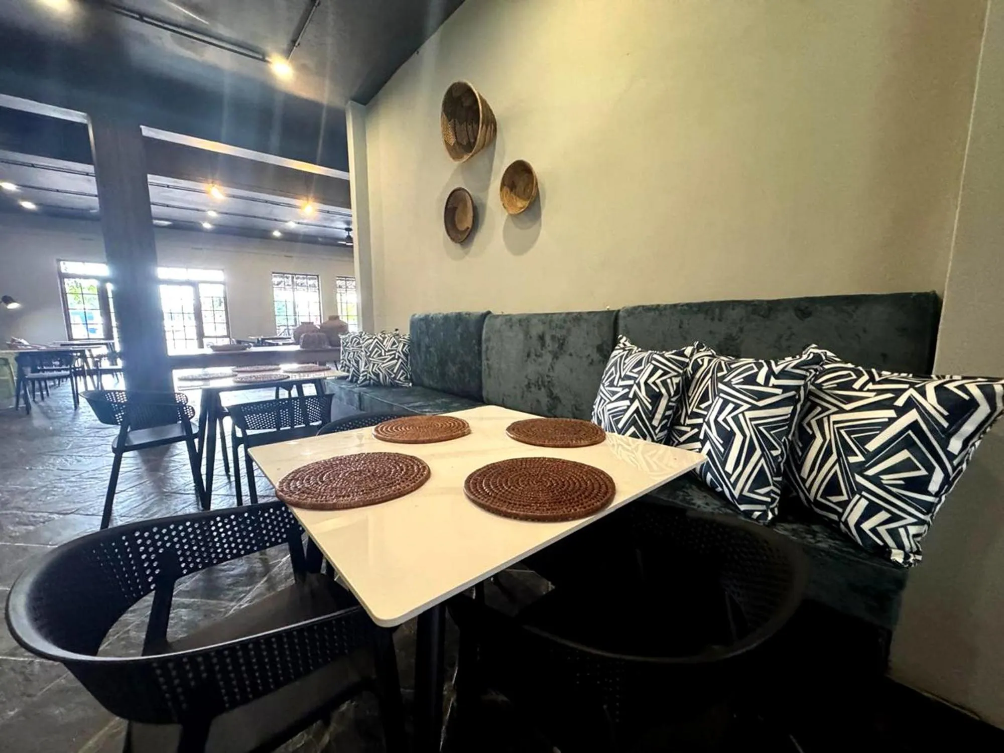 Restaurant/places to eat in Elephant Springs