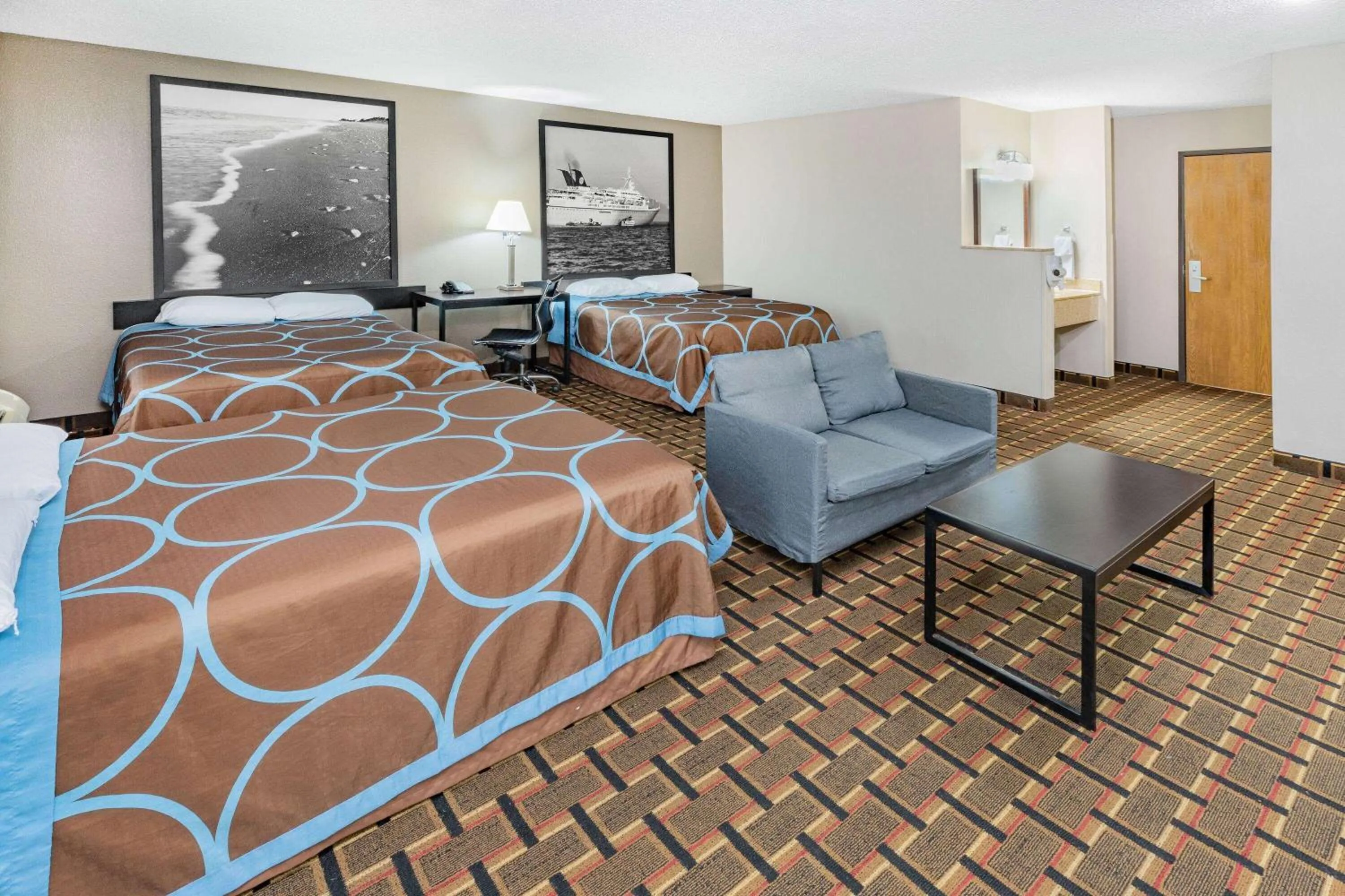 Photo of the whole room, Bed in Super 8 by Wyndham League City Kemah Area