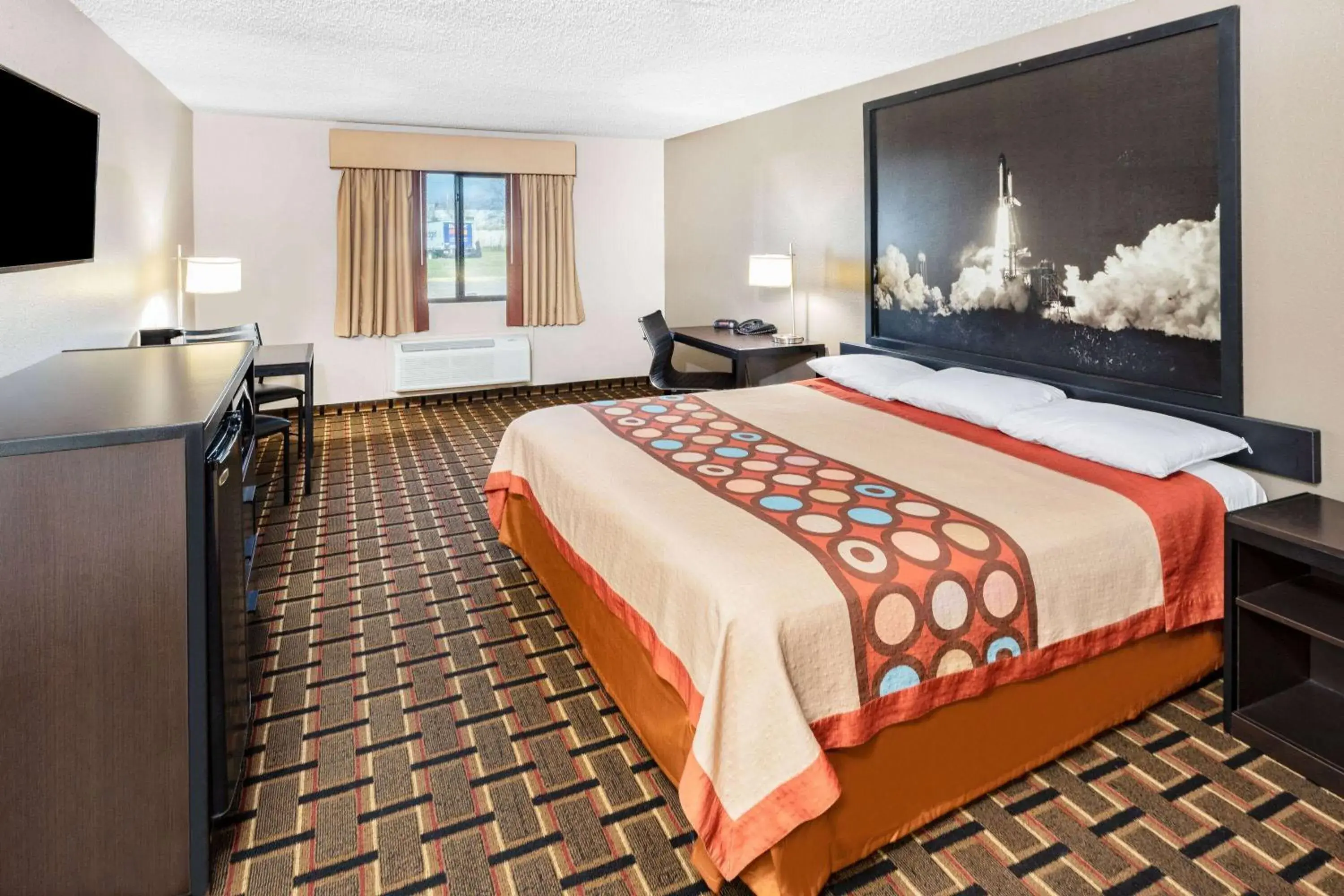 Photo of the whole room, Bed in Super 8 by Wyndham League City Kemah Area Photo of the whole room, Bed in Super 8 by Wyndham League City Kemah Area