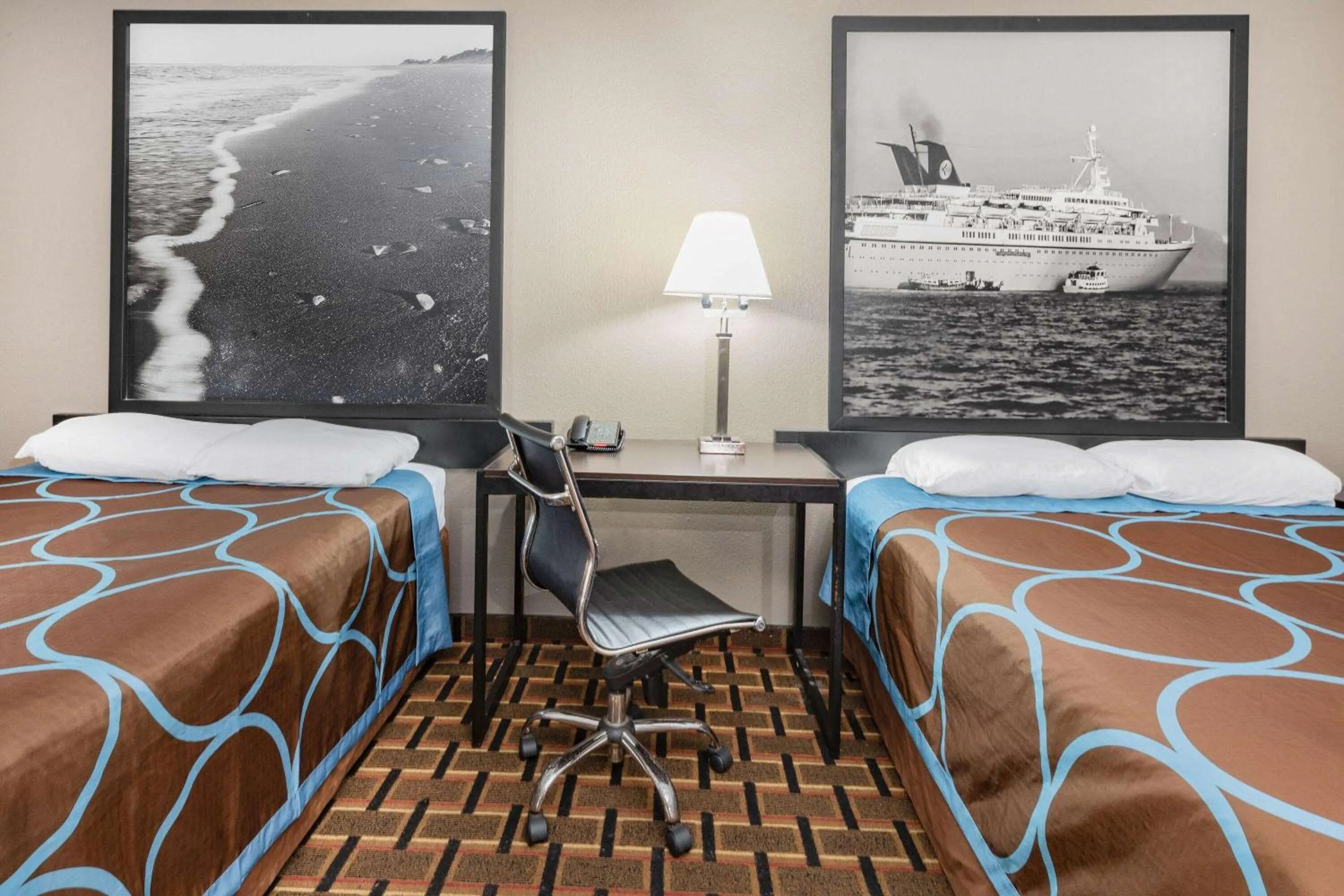 Photo of the whole room, Bed in Super 8 by Wyndham League City Kemah Area