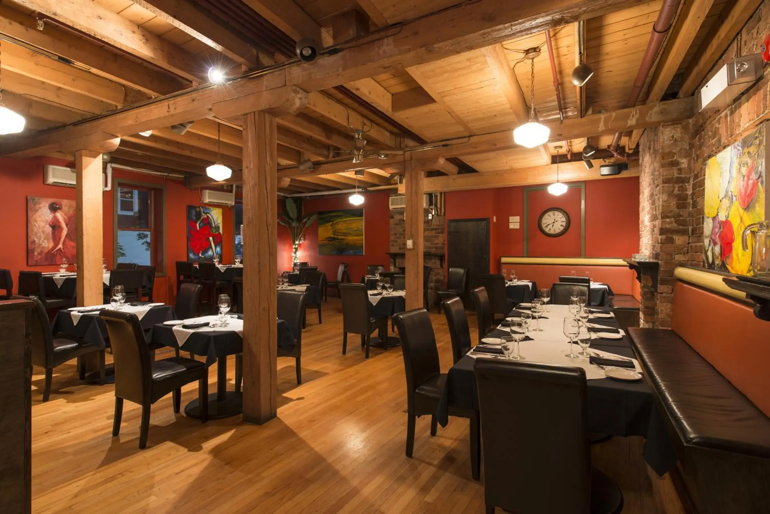 Restaurant/places to eat in Murray Premises Hotel Restaurant/places to eat in Murray Premises Hotel