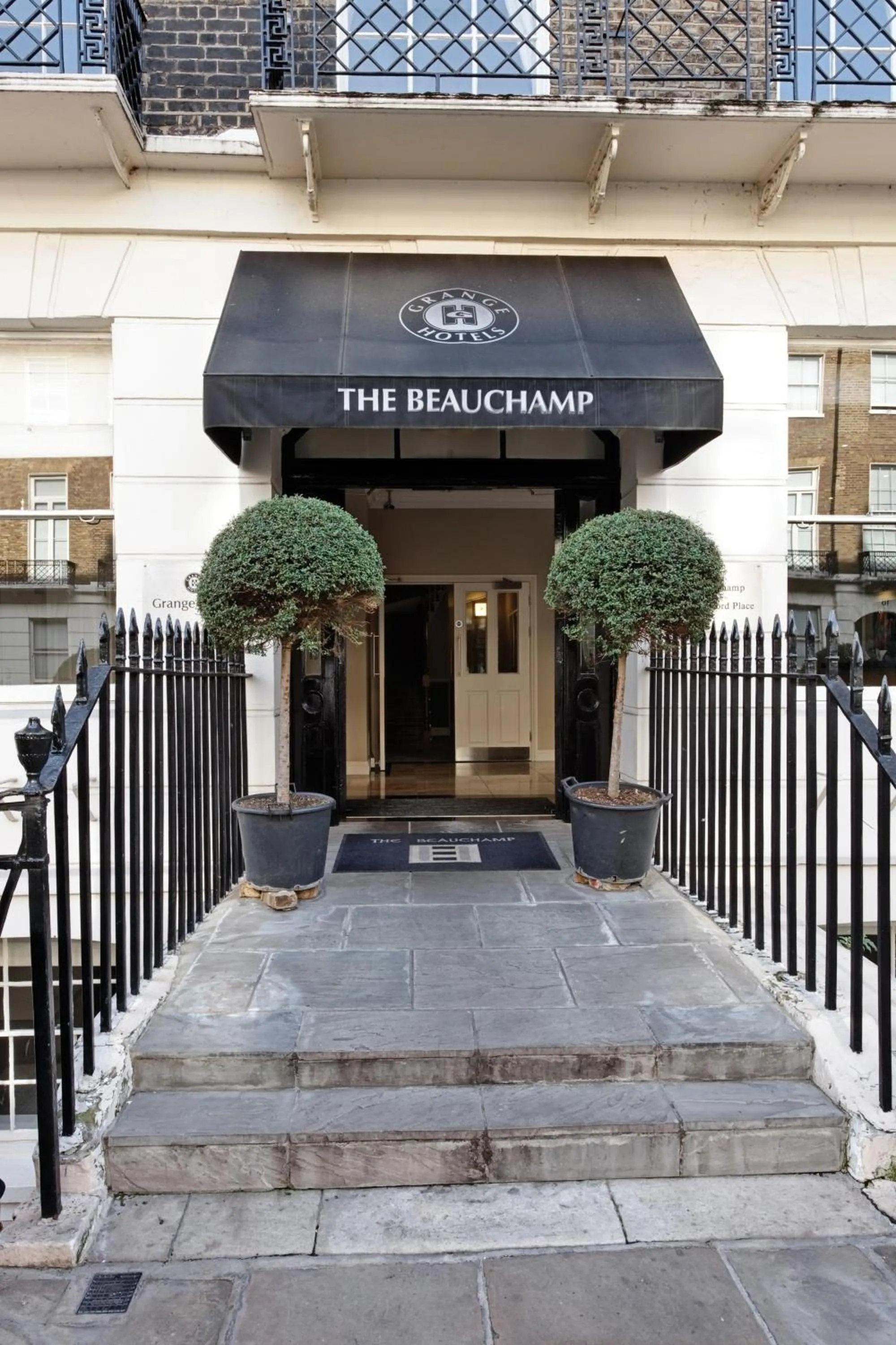 Property building in Grange Beauchamp Hotel