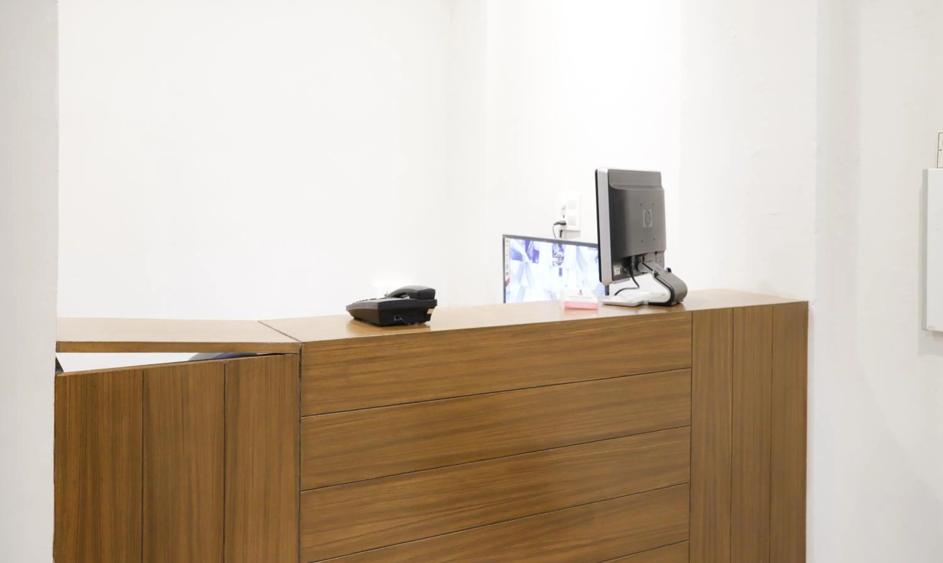 Lobby or reception in Itsy Hotels Kamron