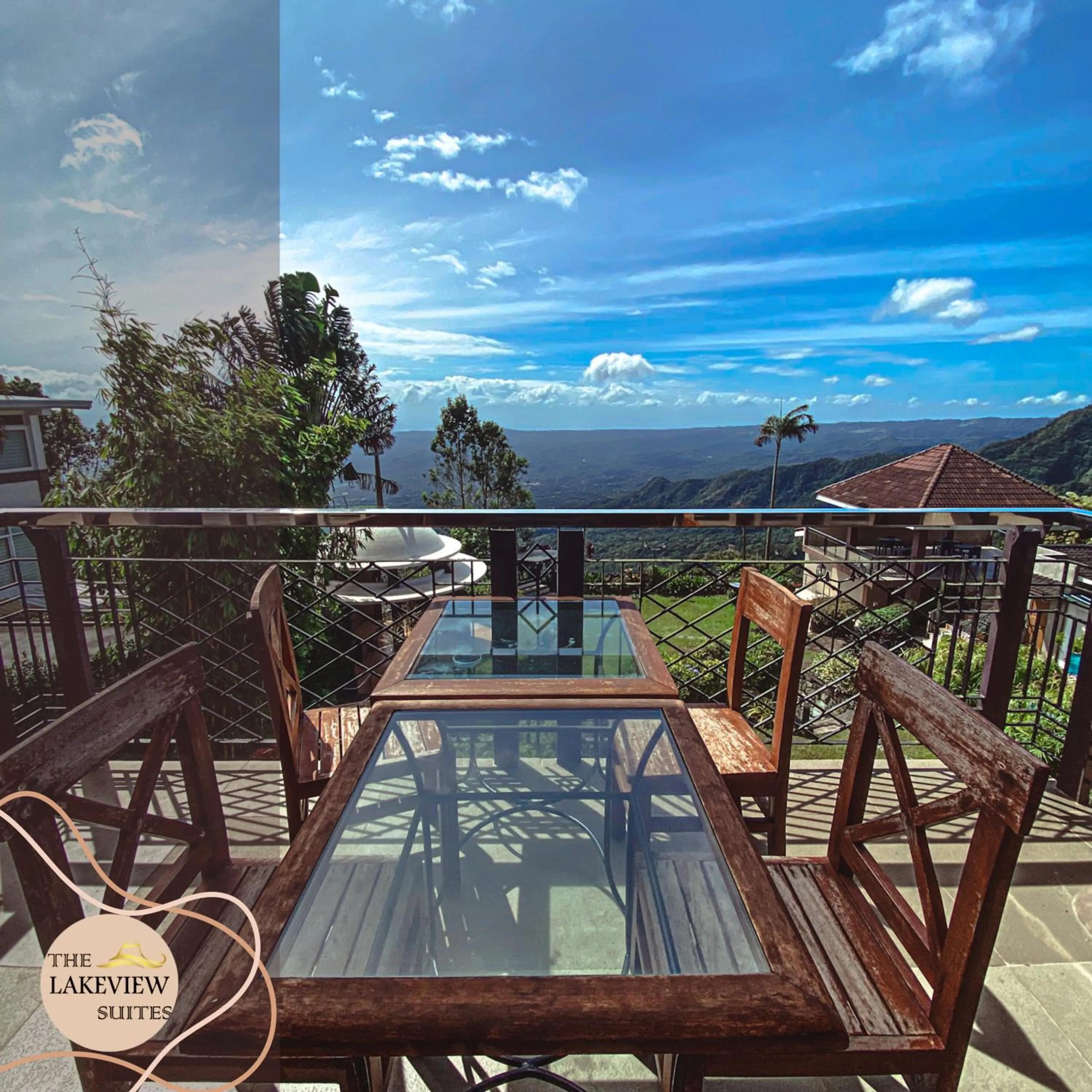 Restaurant/places to eat in The Lakeview Suites