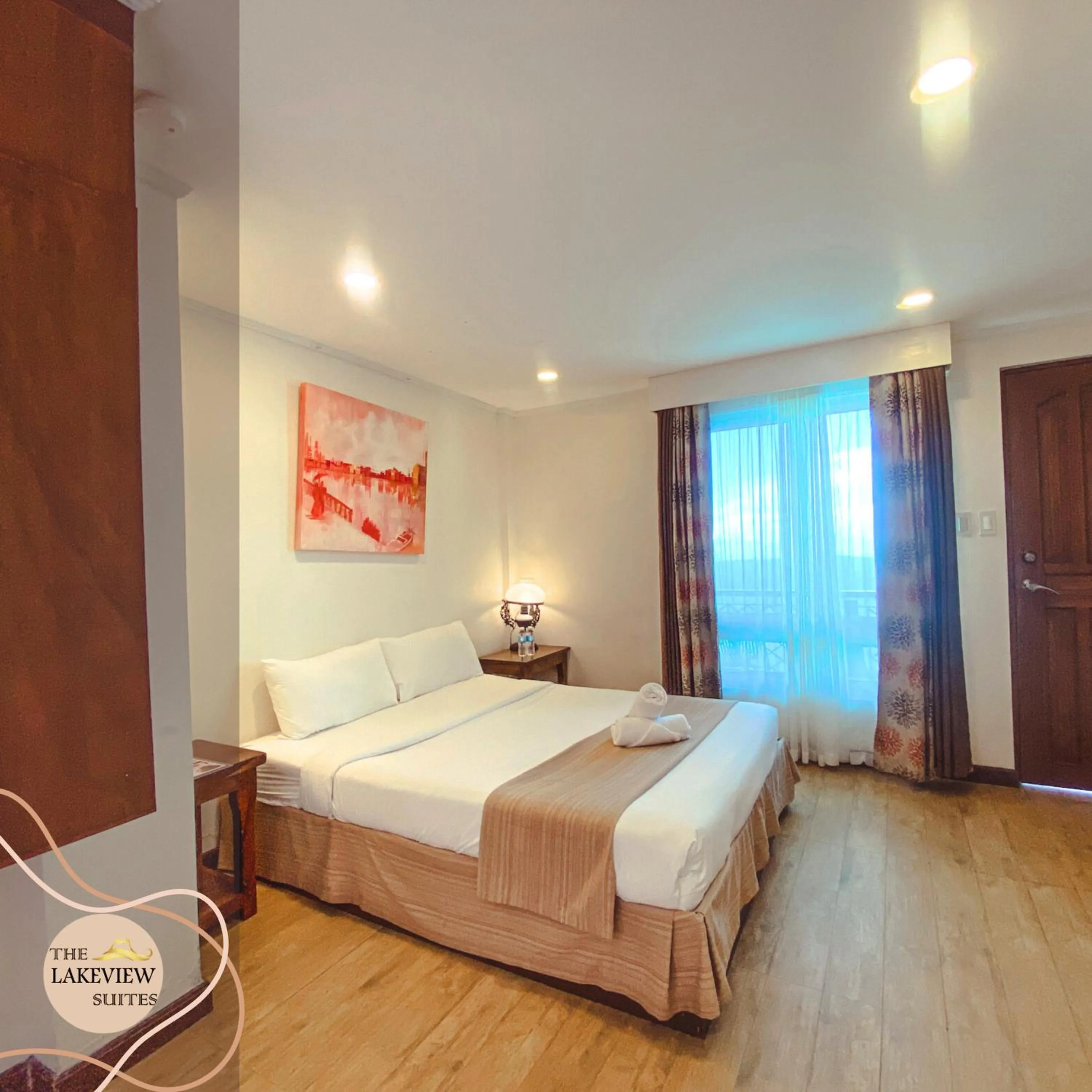 Bed in The Lakeview Suites