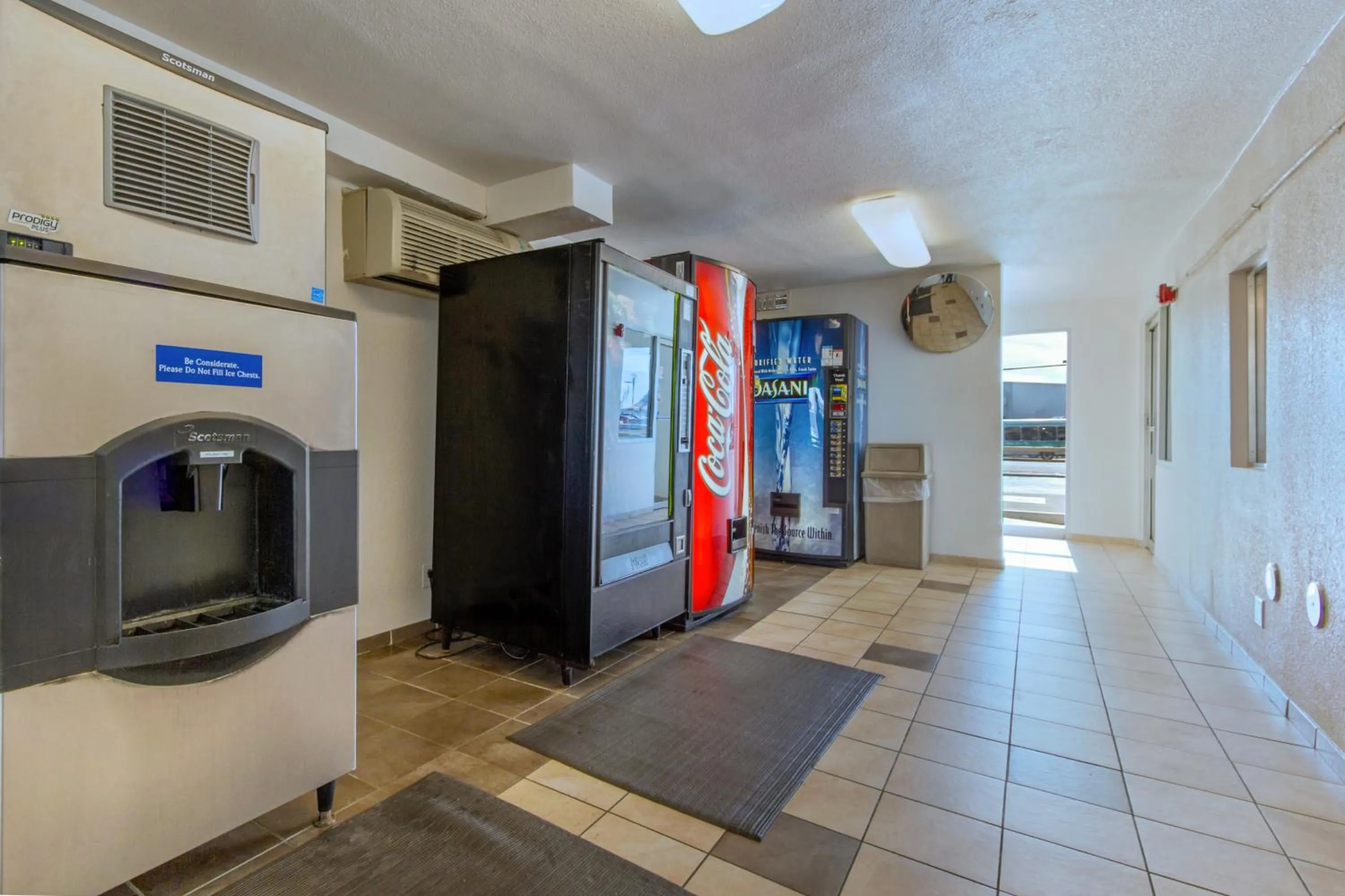 Decorative detail in Motel 6-Phoenix, AZ - North Bell Road
