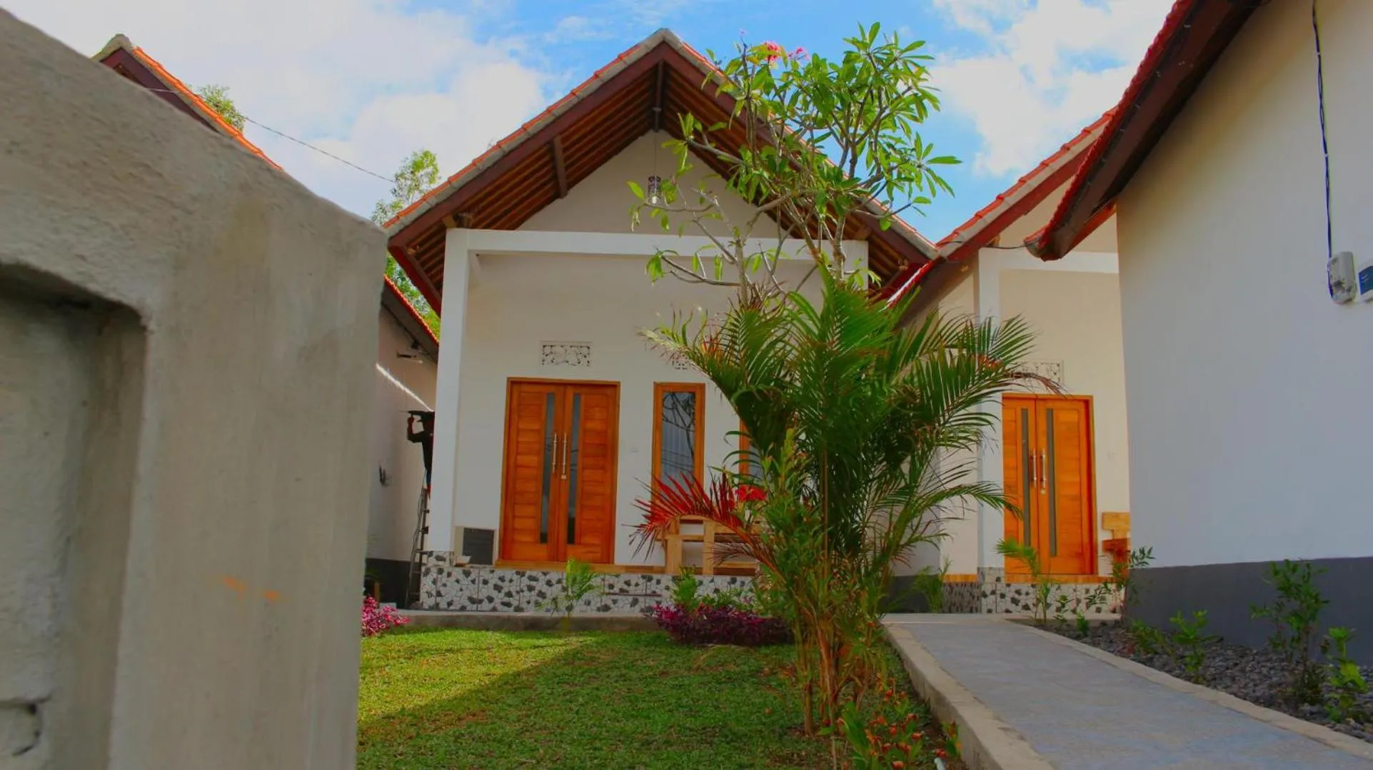 Facade/entrance in Wahyu Masari Homestay