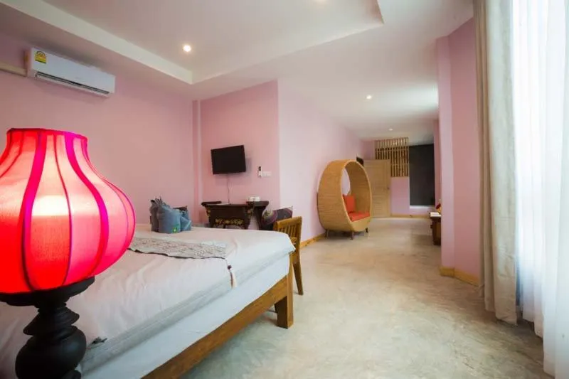 Bed in Sri Anan Pura Hotel