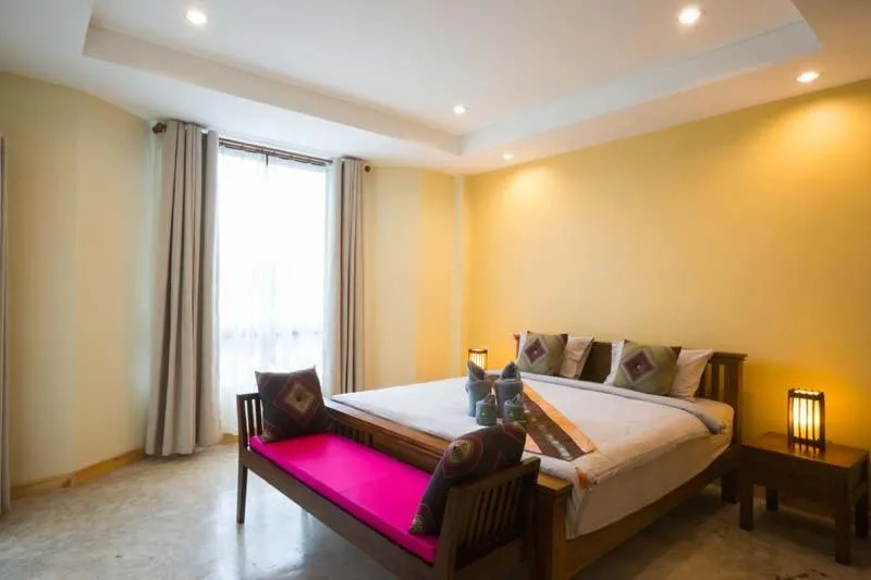 Bed in Sri Anan Pura Hotel