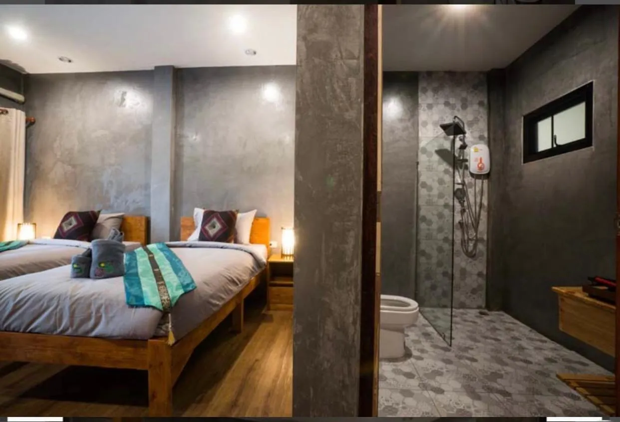 Bed in Sri Anan Pura Hotel