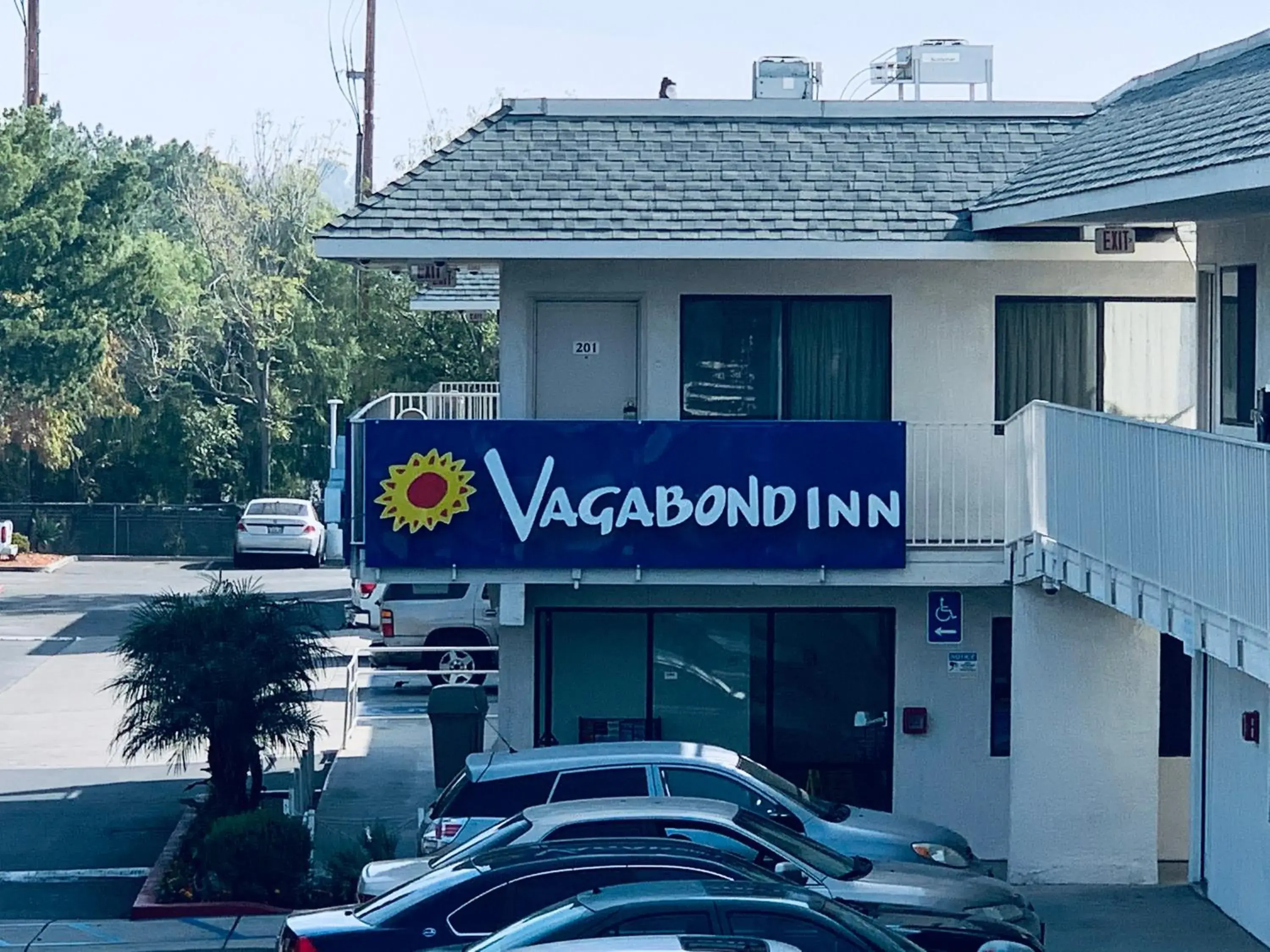 Property Building in Vagabond Inn Sylmar