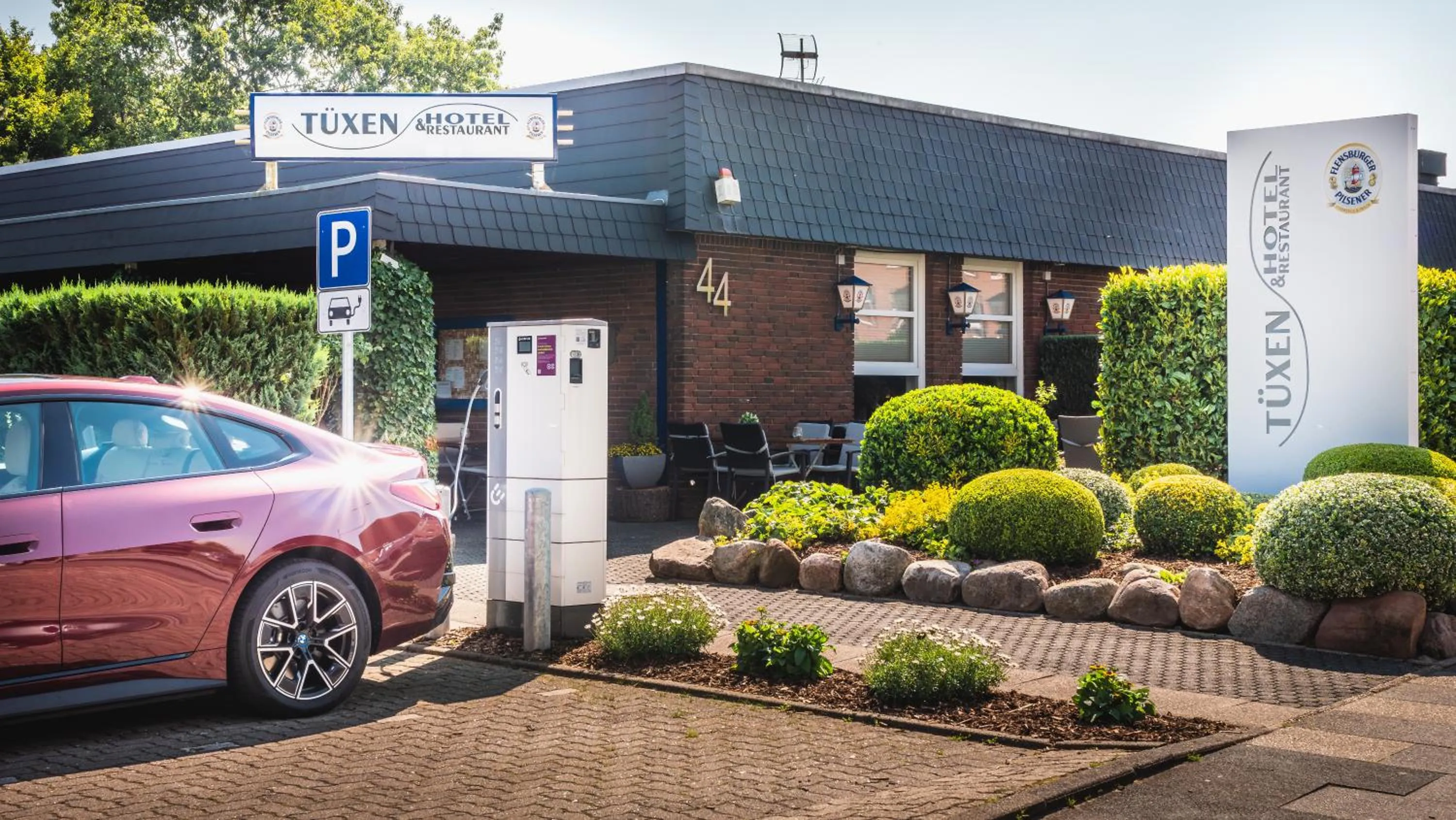 Property building in Tüxen Hotel & Restaurant