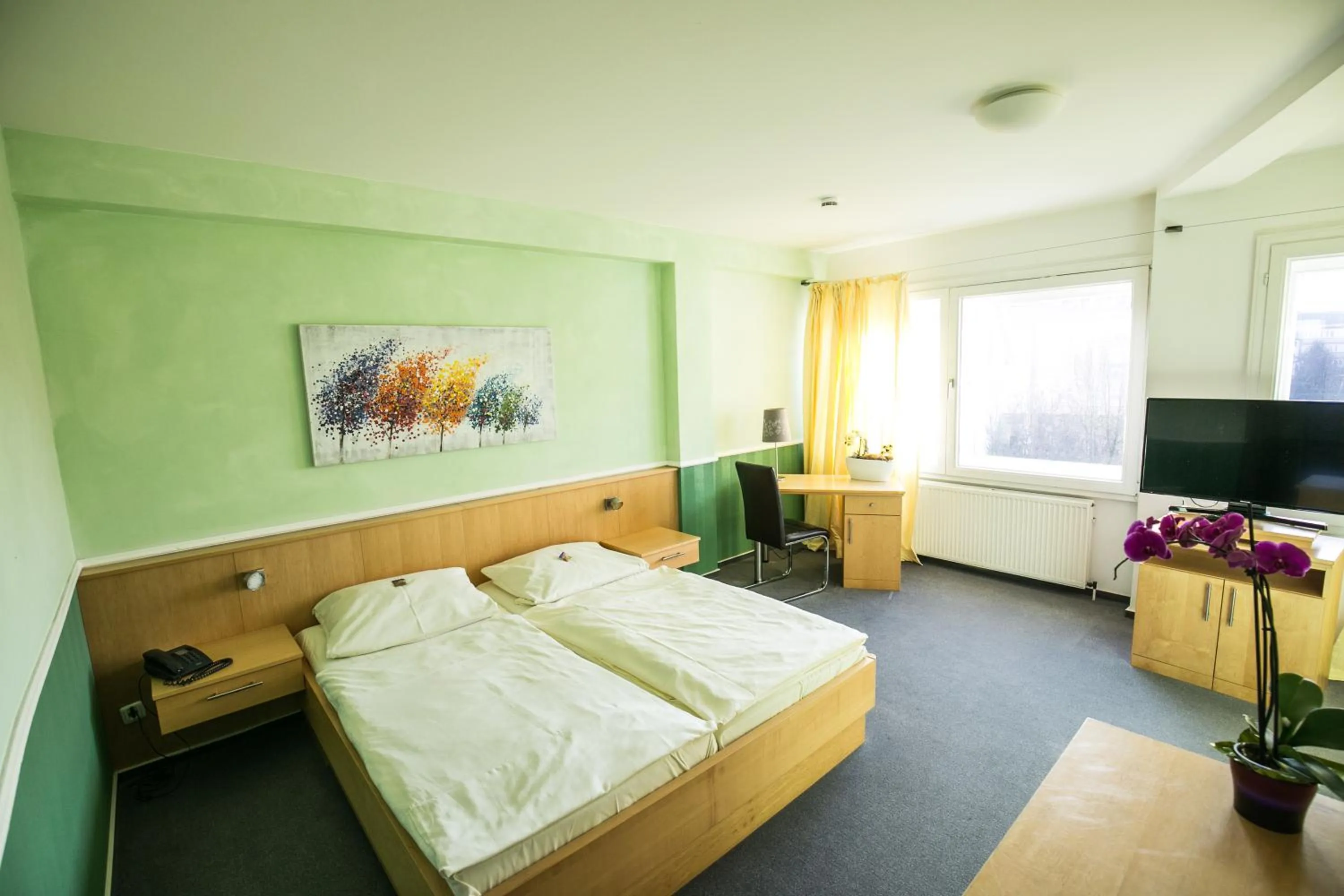 Photo of the whole room, Bed in Bürgermeisterkapelle