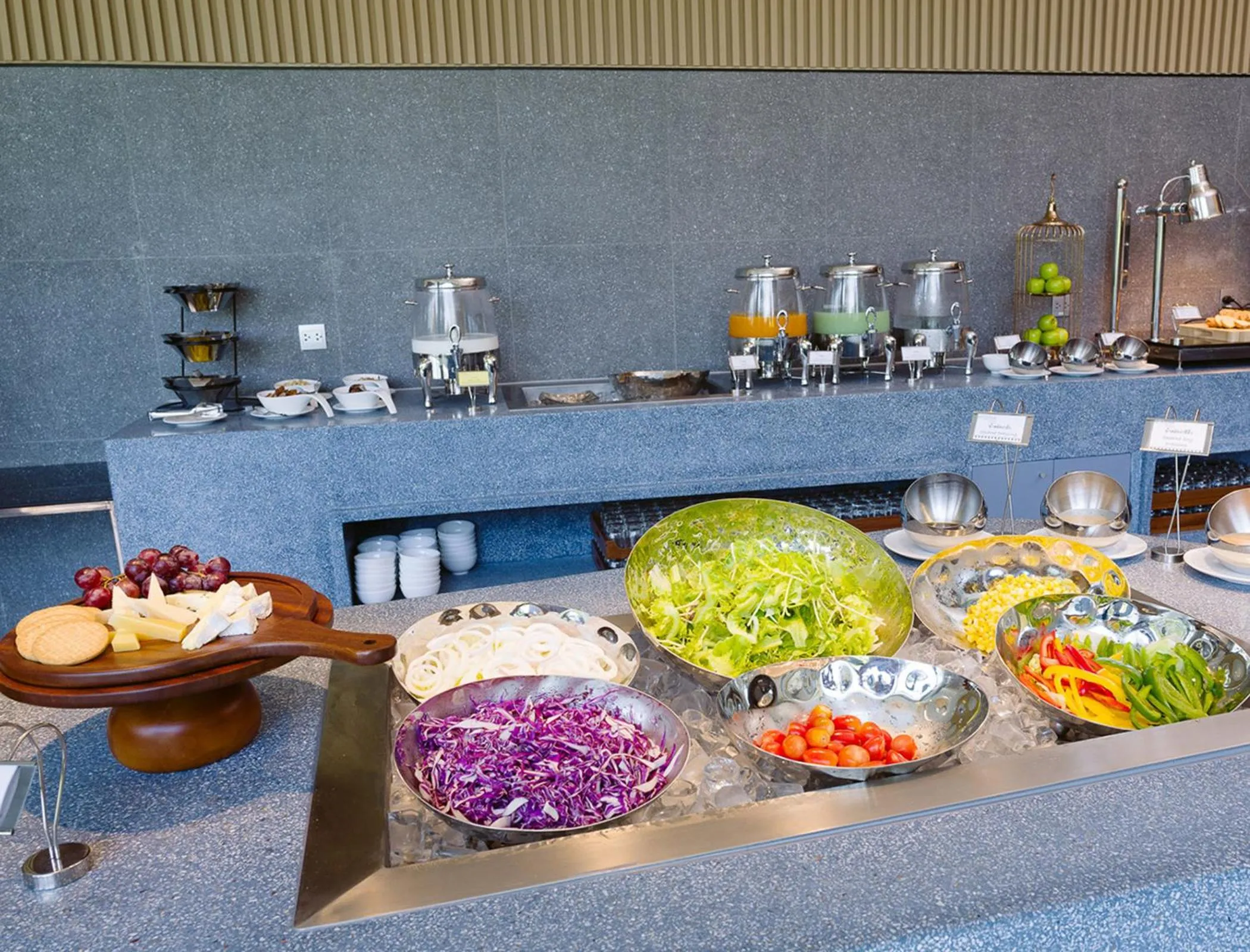 Breakfast in Modena by Fraser Buriram