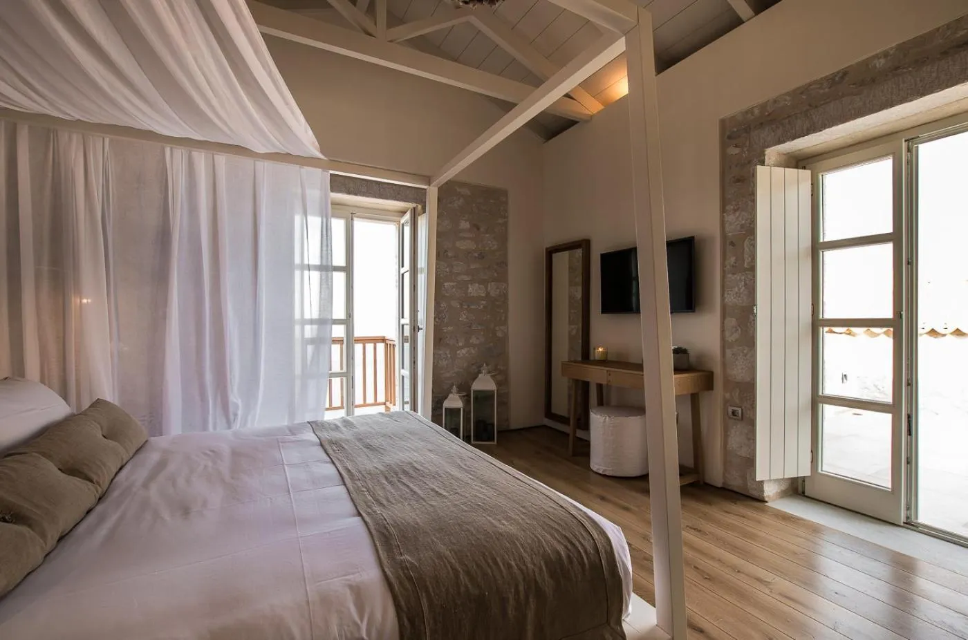 Bed in BASSA MAINA Villas & Suites