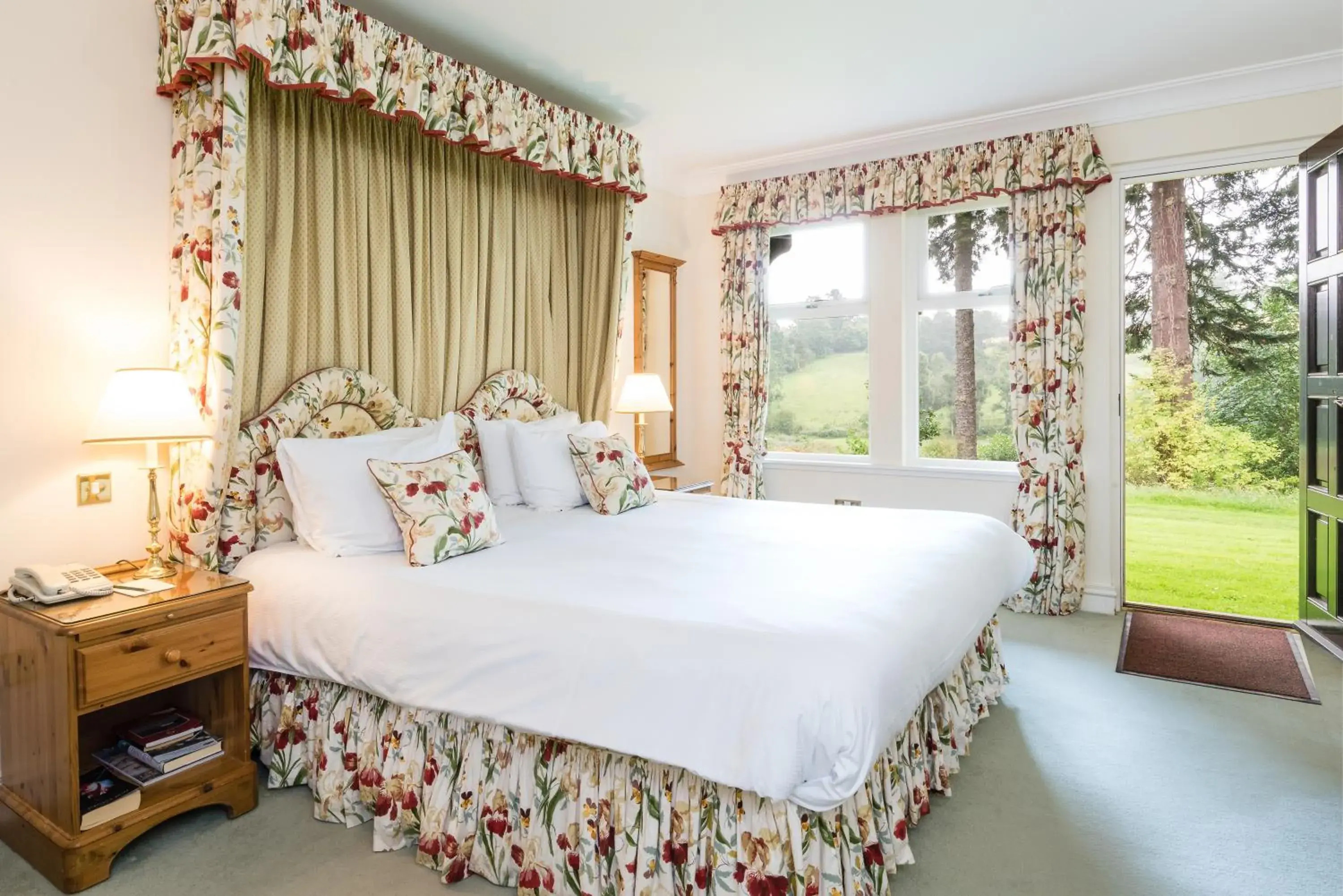 Suite with River View in Ballathie House Hotel Suite with River View in Ballathie House Hotel