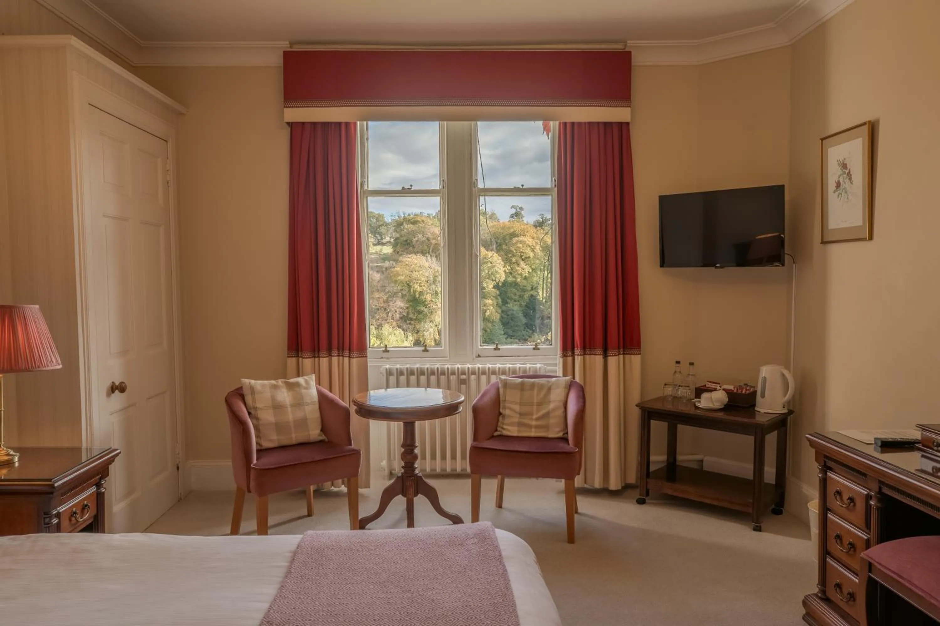 Bedroom, Bed in Ballathie House Hotel