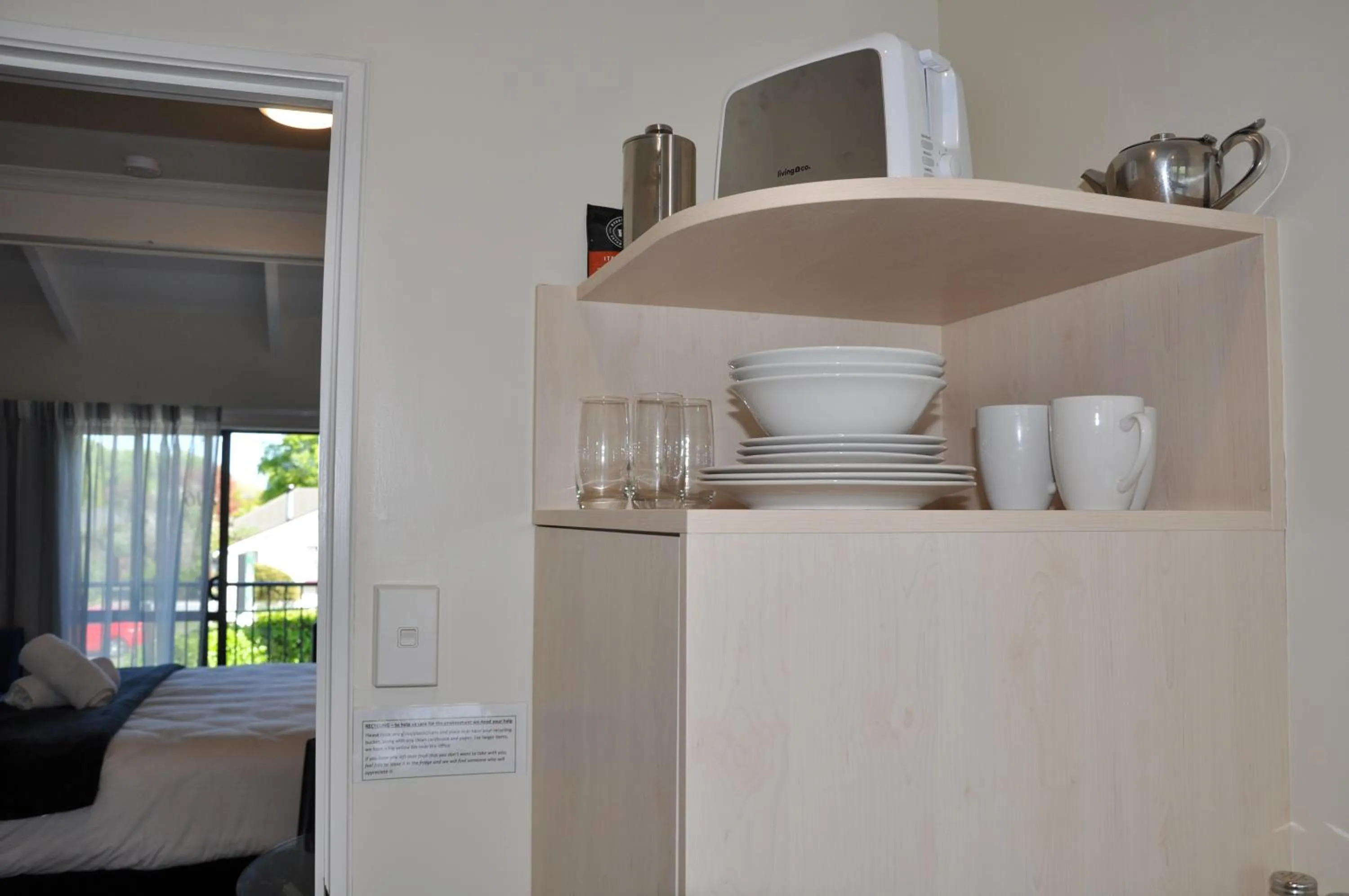 kitchen in Balmoral Motel